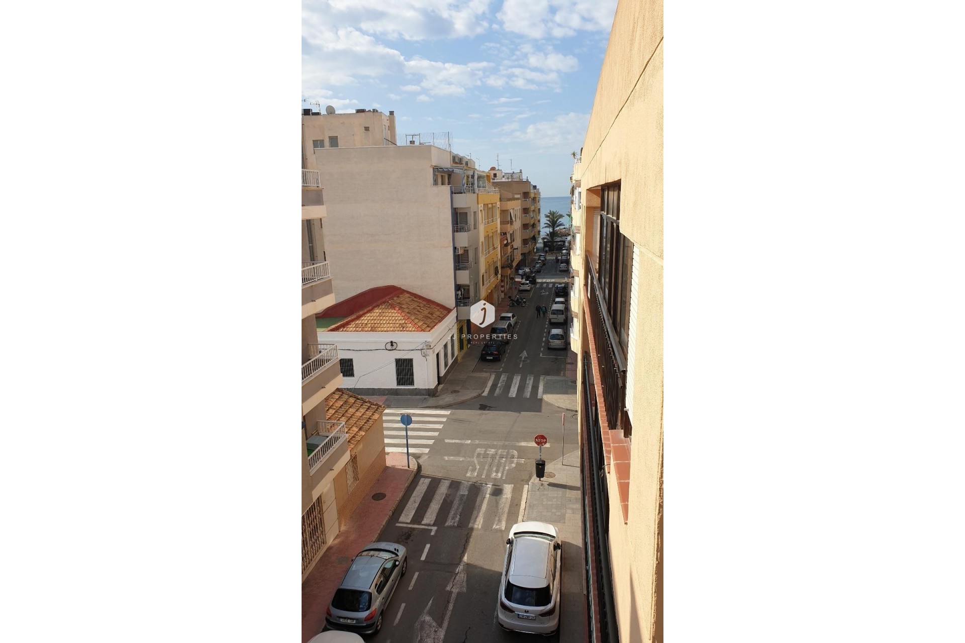 Aus zweiter Hand - Wohnung -
Torrevieja - Estacion de autobuses