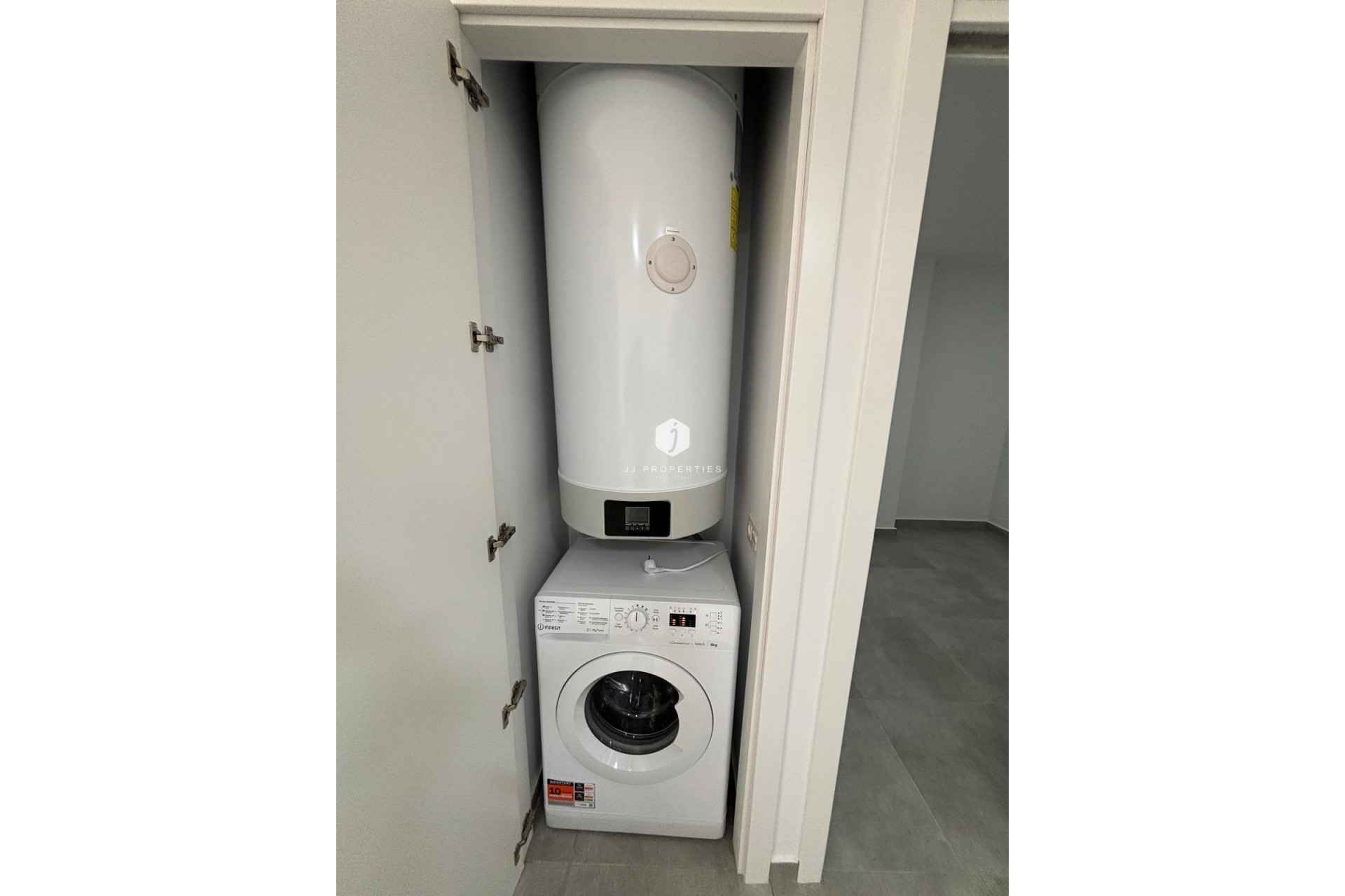 Aus zweiter Hand - Wohnung -
Torrevieja - Estacion de autobuses