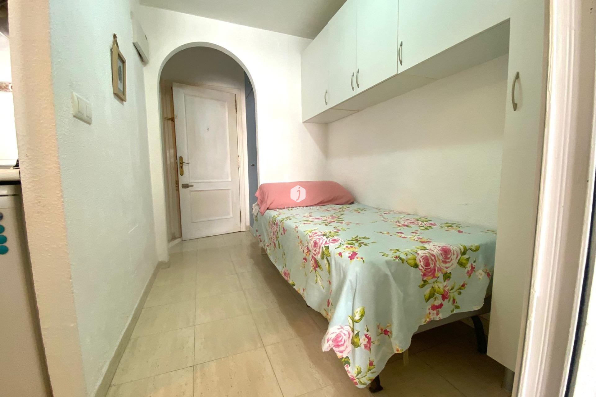 Aus zweiter Hand - Wohnung -
Torrevieja - Estacion de autobuses