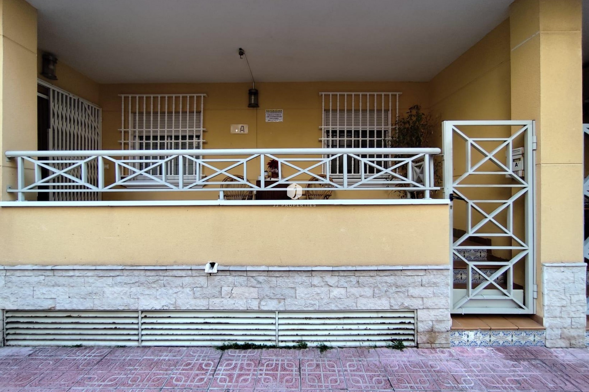 Aus zweiter Hand - Wohnung -
Torrevieja - Estacion de autobuses