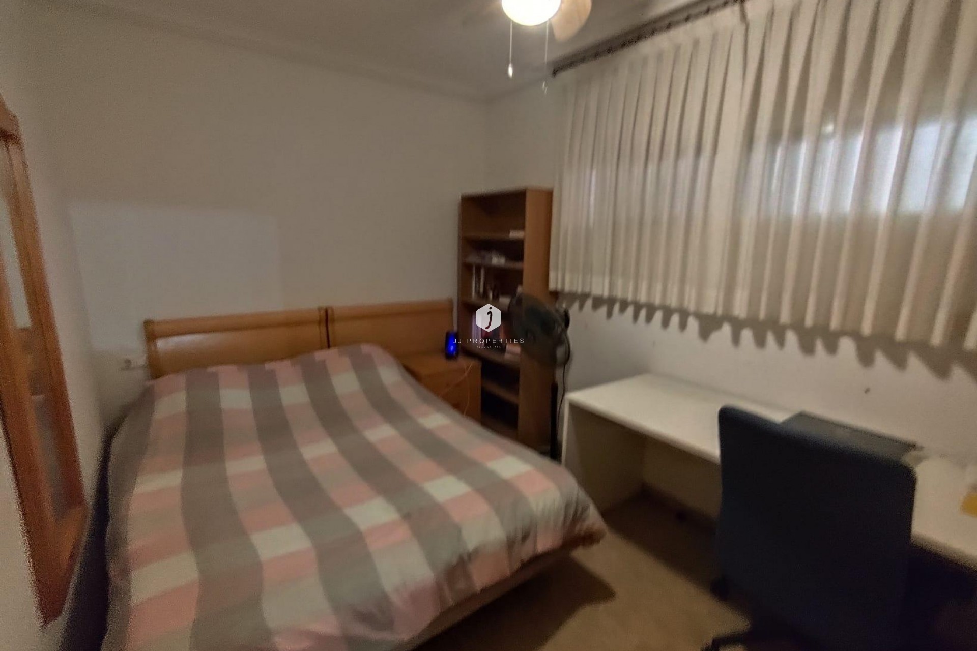 Aus zweiter Hand - Wohnung -
Torrevieja - Estacion de autobuses