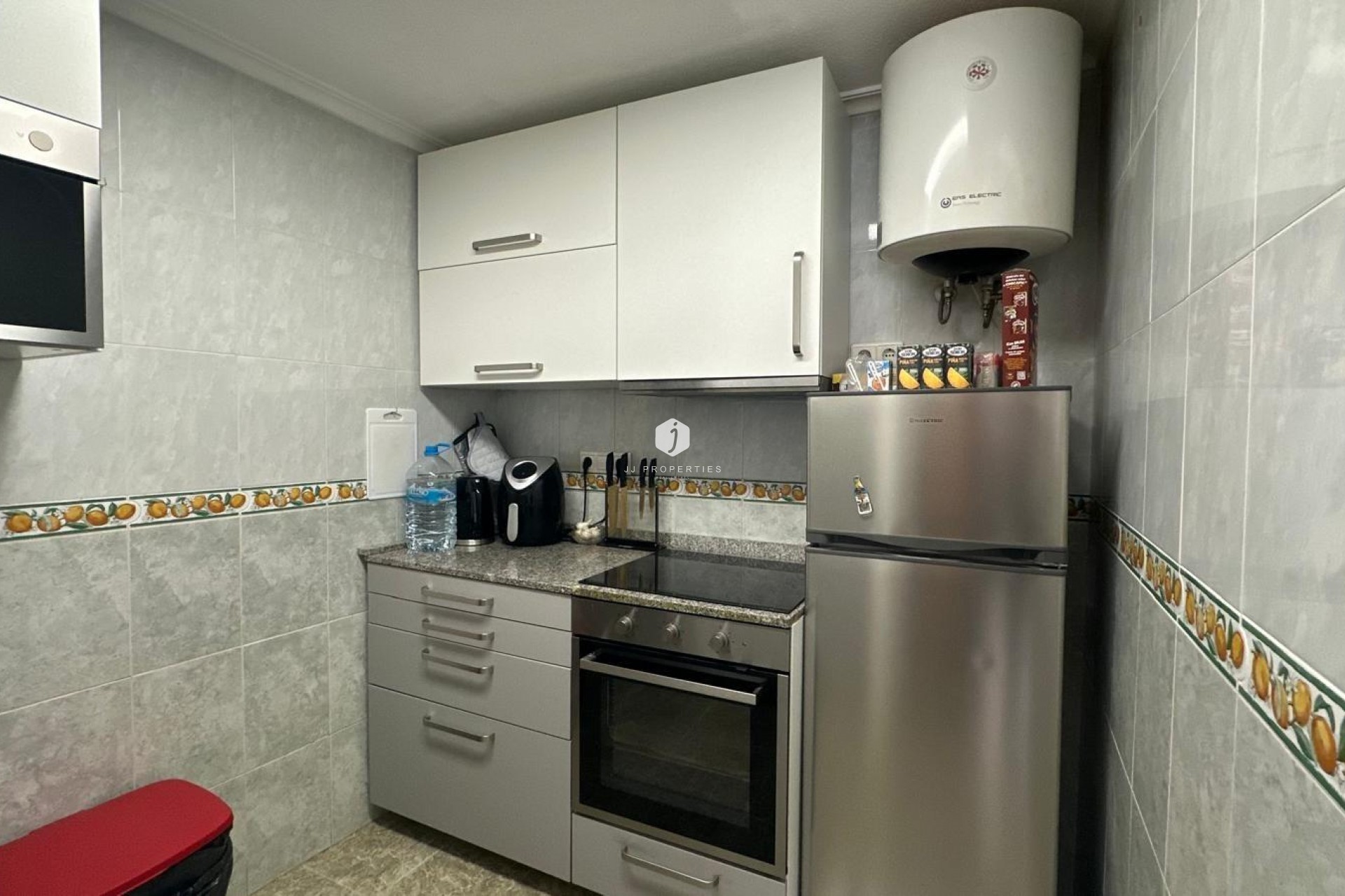 Aus zweiter Hand - Wohnung -
Torrevieja - Estacion de autobuses