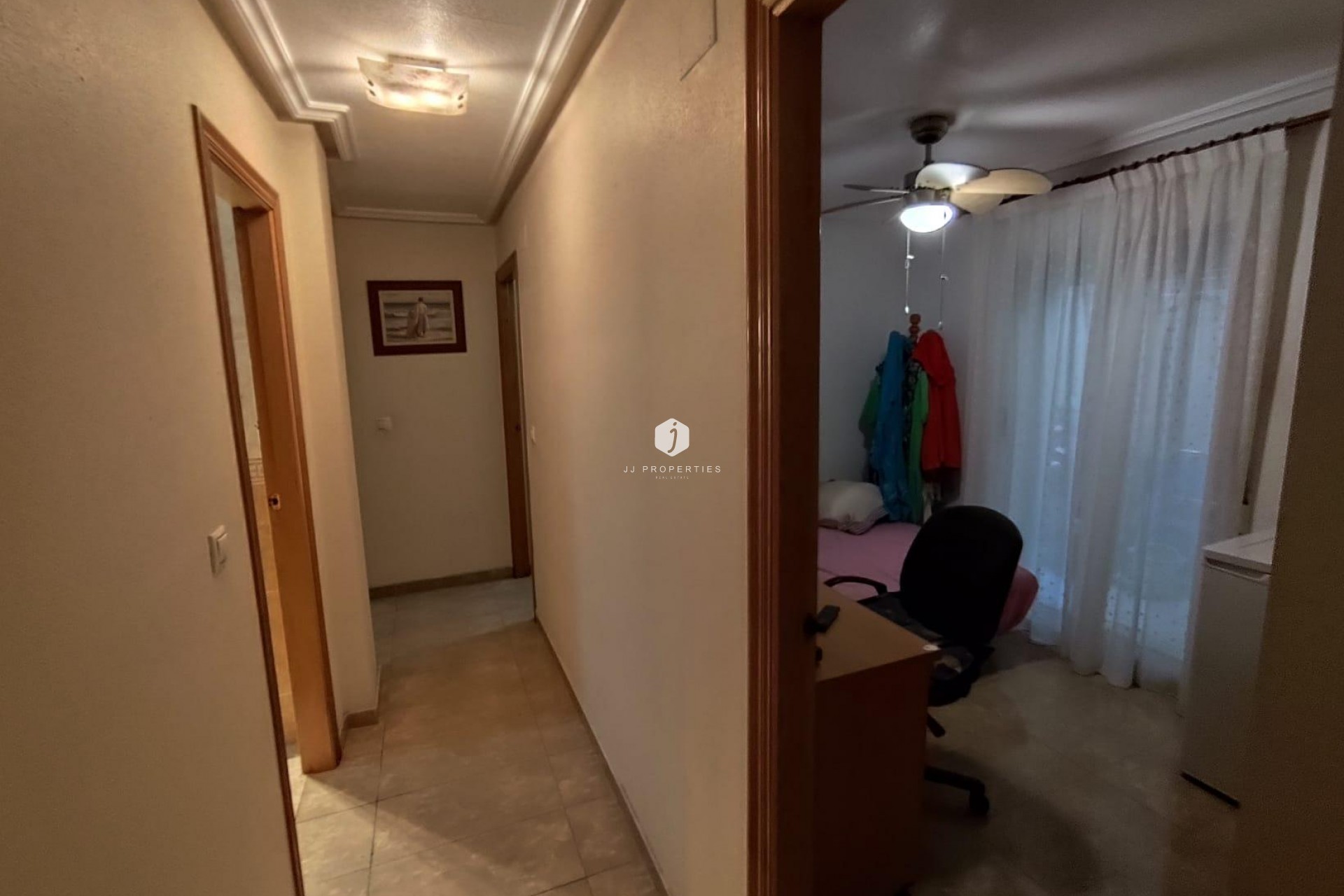 Aus zweiter Hand - Wohnung -
Torrevieja - Estacion de autobuses