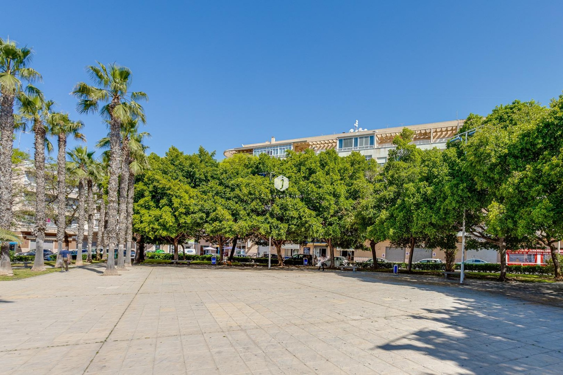 Aus zweiter Hand - Wohnung -
Torrevieja - Estacion de autobuses