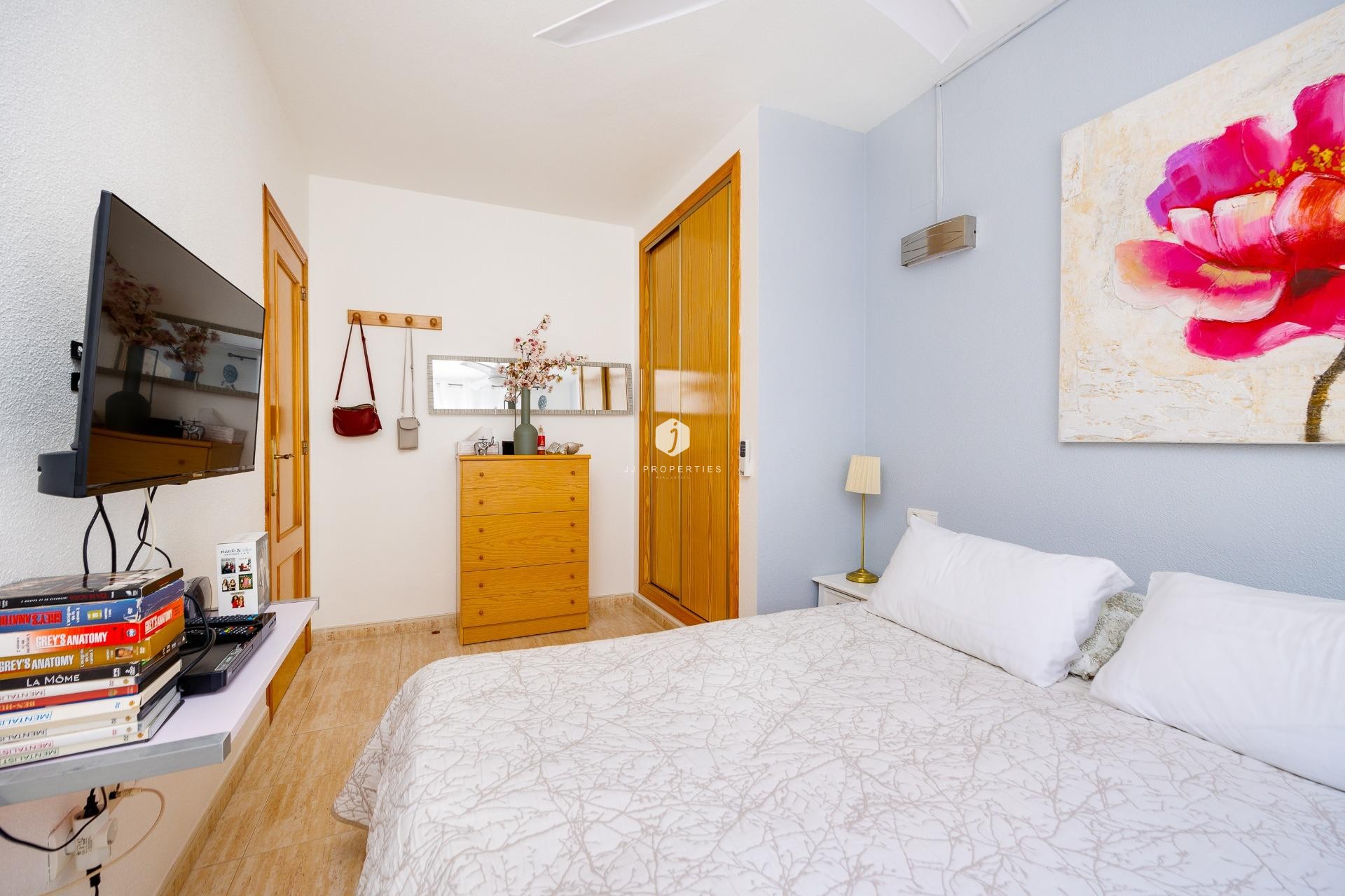 Aus zweiter Hand - Wohnung -
Torrevieja - Estacion de autobuses