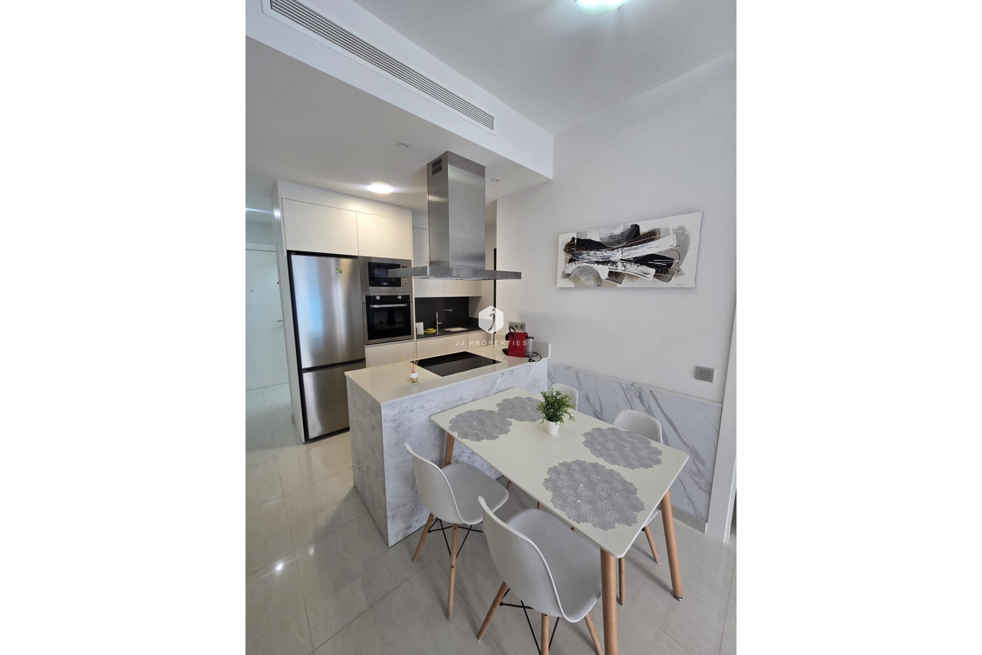 Aus zweiter Hand - Wohnung -
Torrevieja - Estacion de autobuses