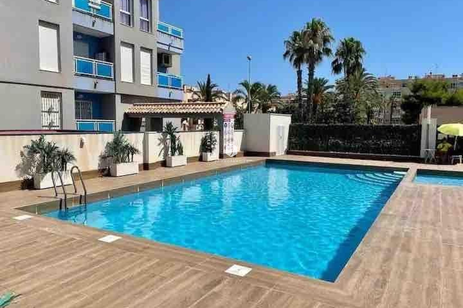 Aus zweiter Hand - Wohnung -
Torrevieja - Estacion de autobuses