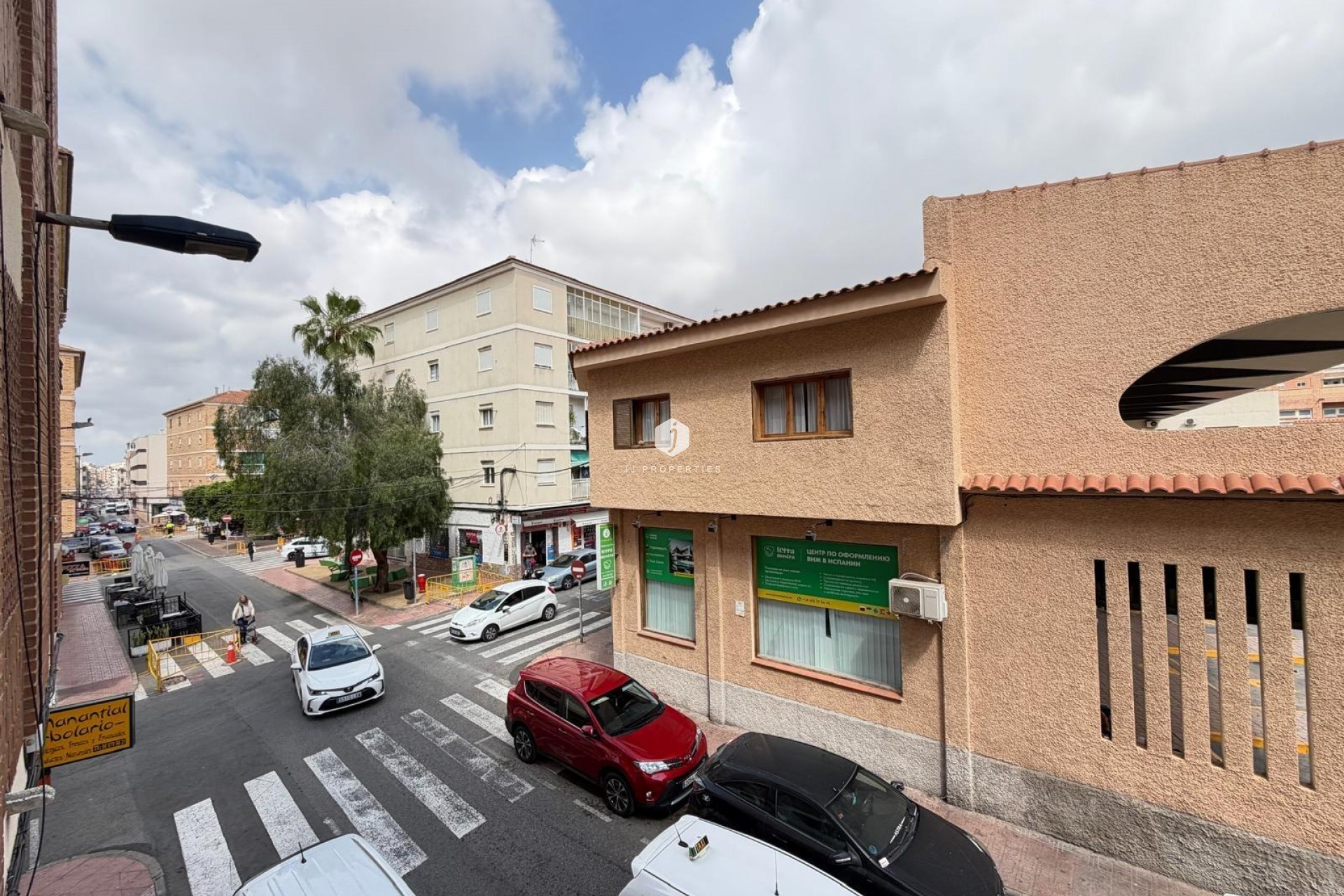 Aus zweiter Hand - Wohnung -
Torrevieja - Estacion de autobuses