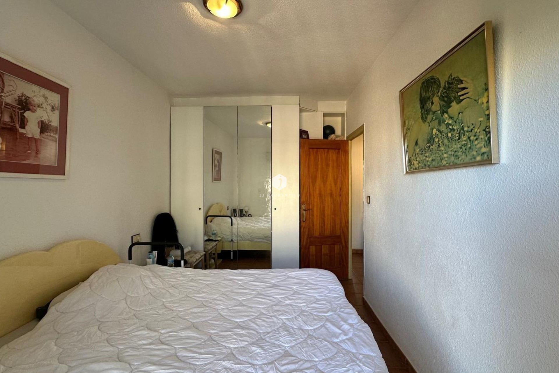 Aus zweiter Hand - Wohnung -
Torrevieja - Estacion de autobuses