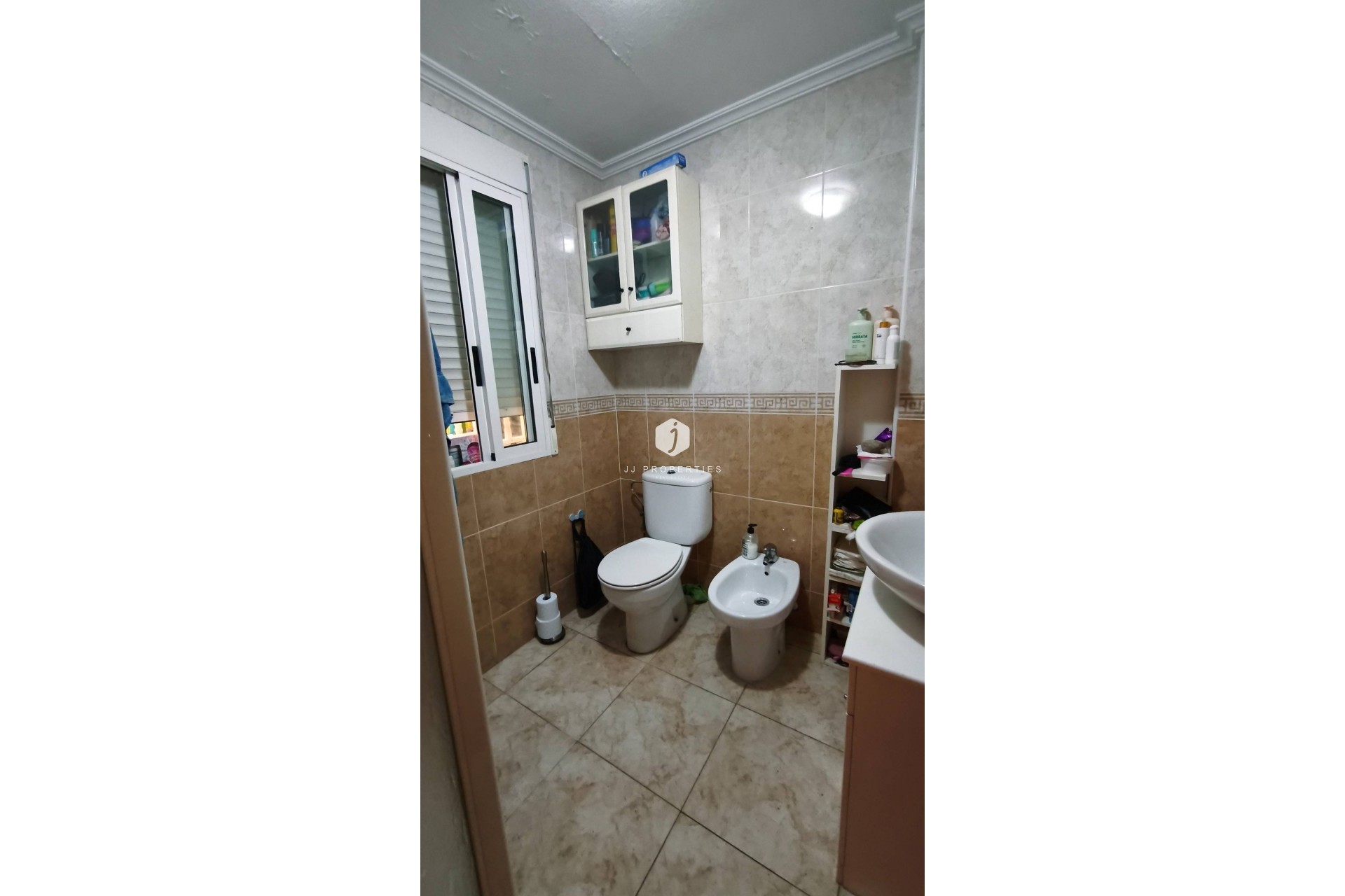 Aus zweiter Hand - Wohnung -
Torrevieja - Estacion de autobuses