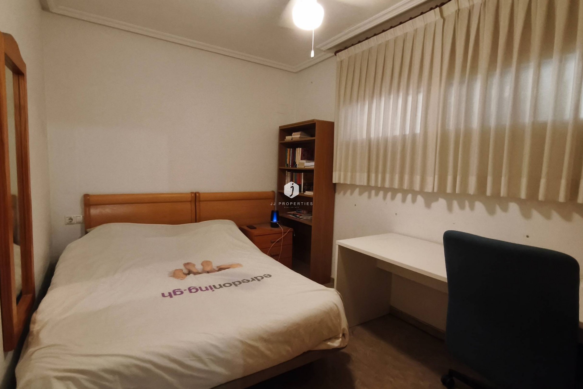 Aus zweiter Hand - Wohnung -
Torrevieja - Estacion de autobuses