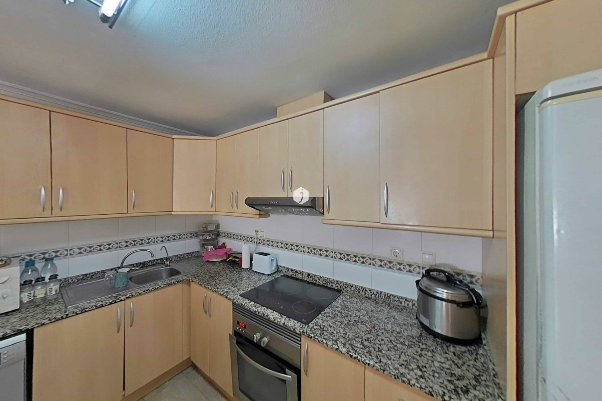 Aus zweiter Hand - Wohnung -
Torrevieja - Estacion de autobuses