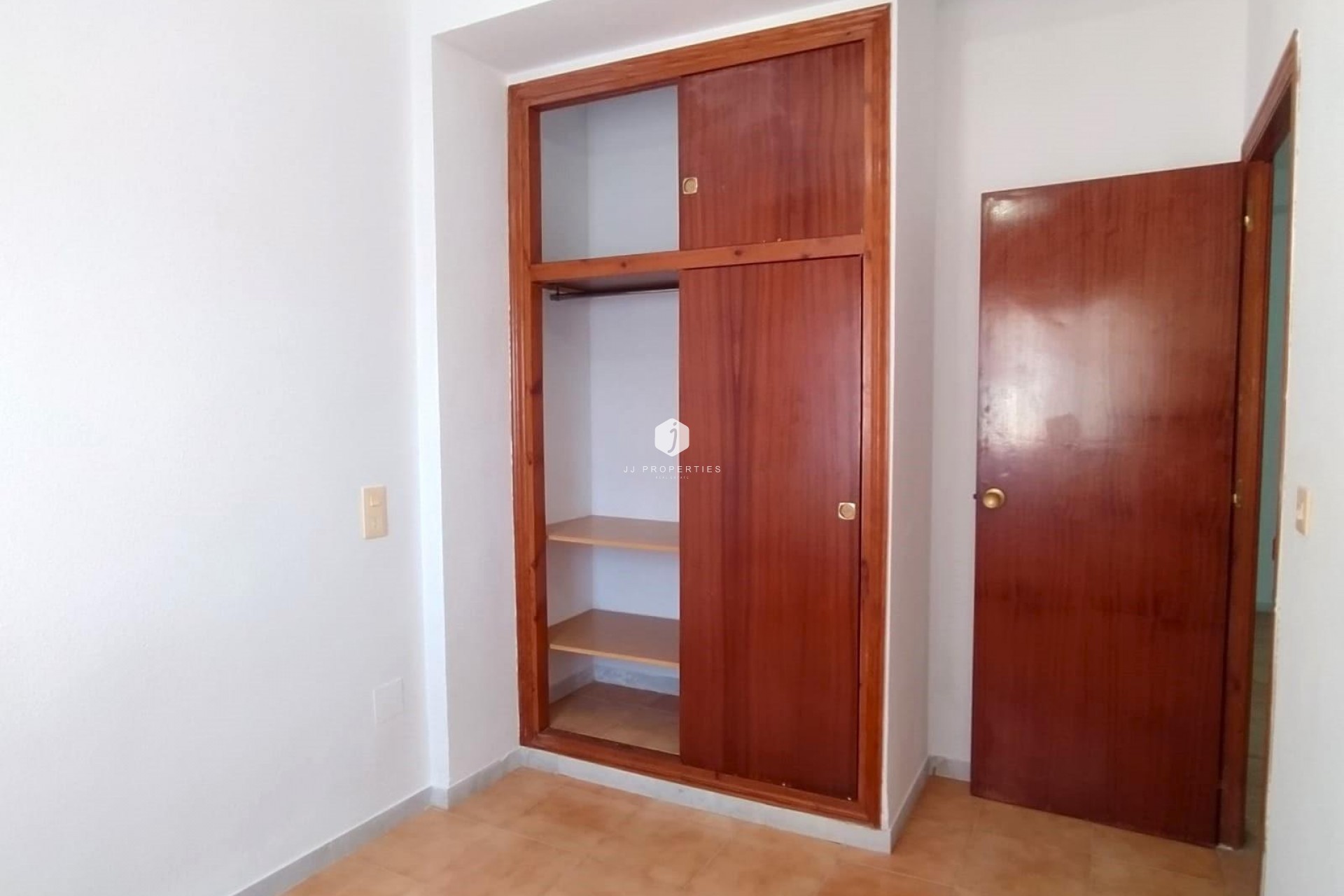 Aus zweiter Hand - Wohnung -
Torrevieja - La Mata Pueblo