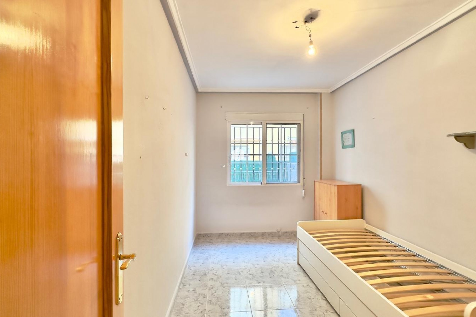 Aus zweiter Hand - Wohnung -
Torrevieja - La Mata Pueblo