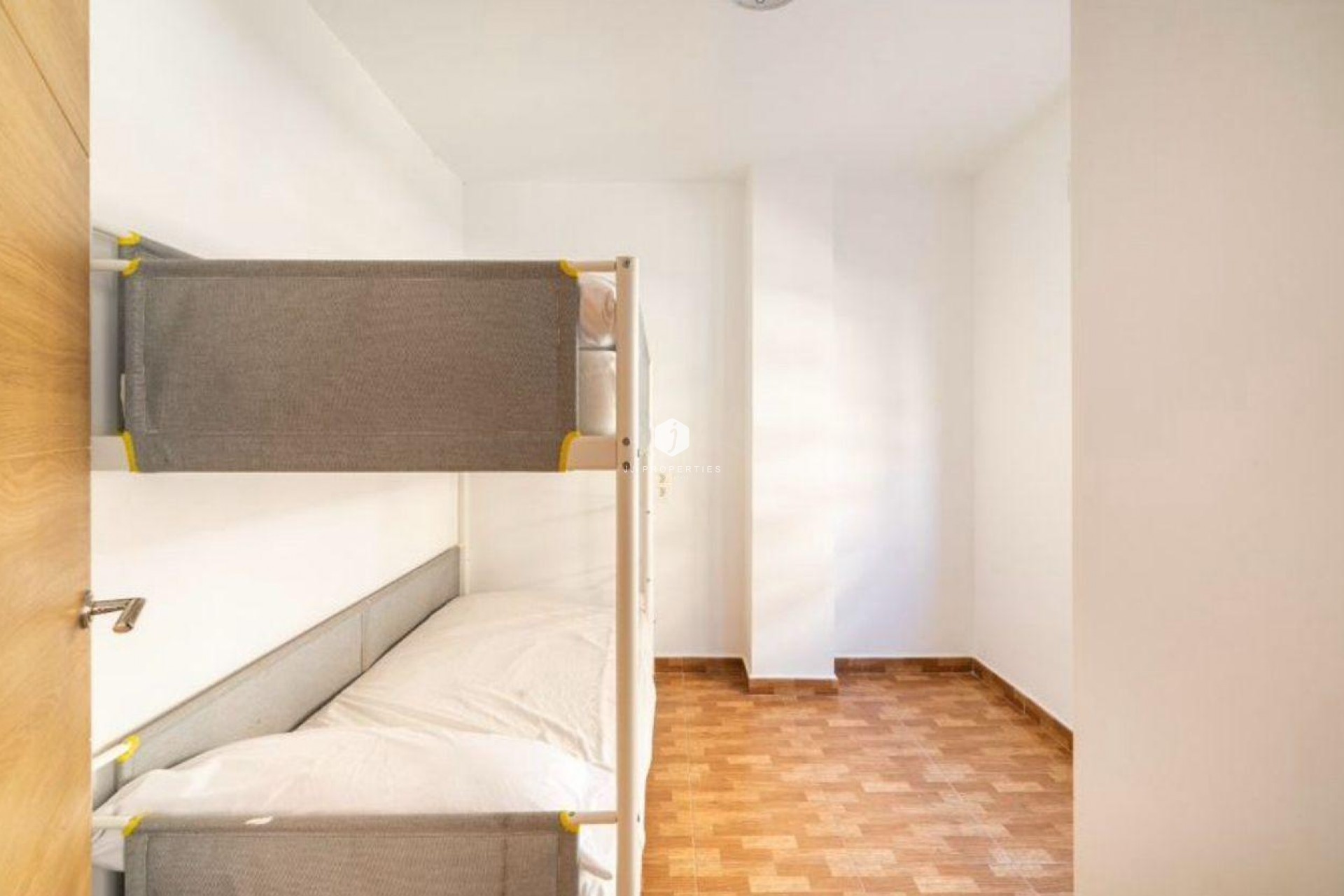 Aus zweiter Hand - Wohnung -
Torrevieja - La Mata Pueblo