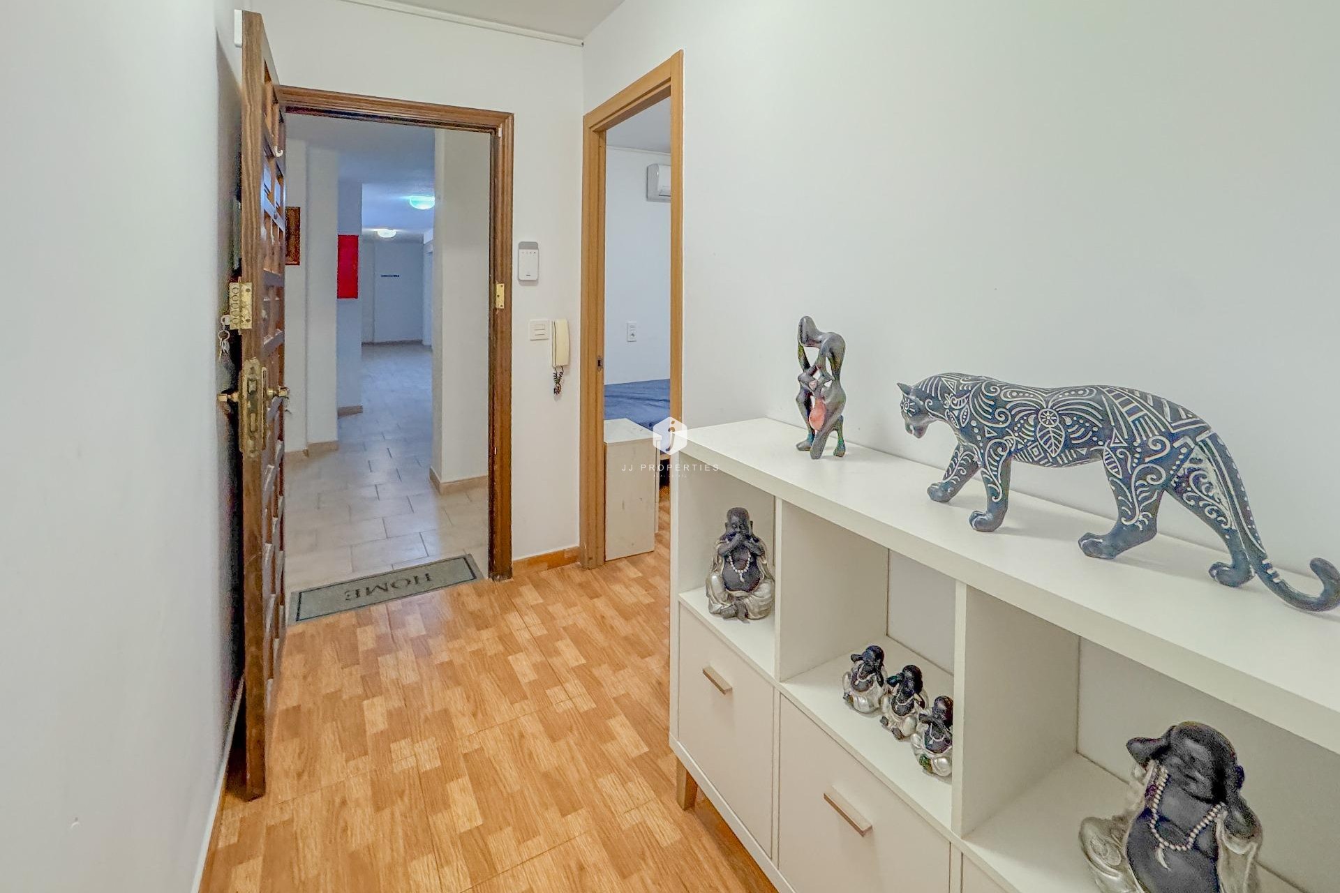 Aus zweiter Hand - Wohnung -
Torrevieja - La Mata Pueblo