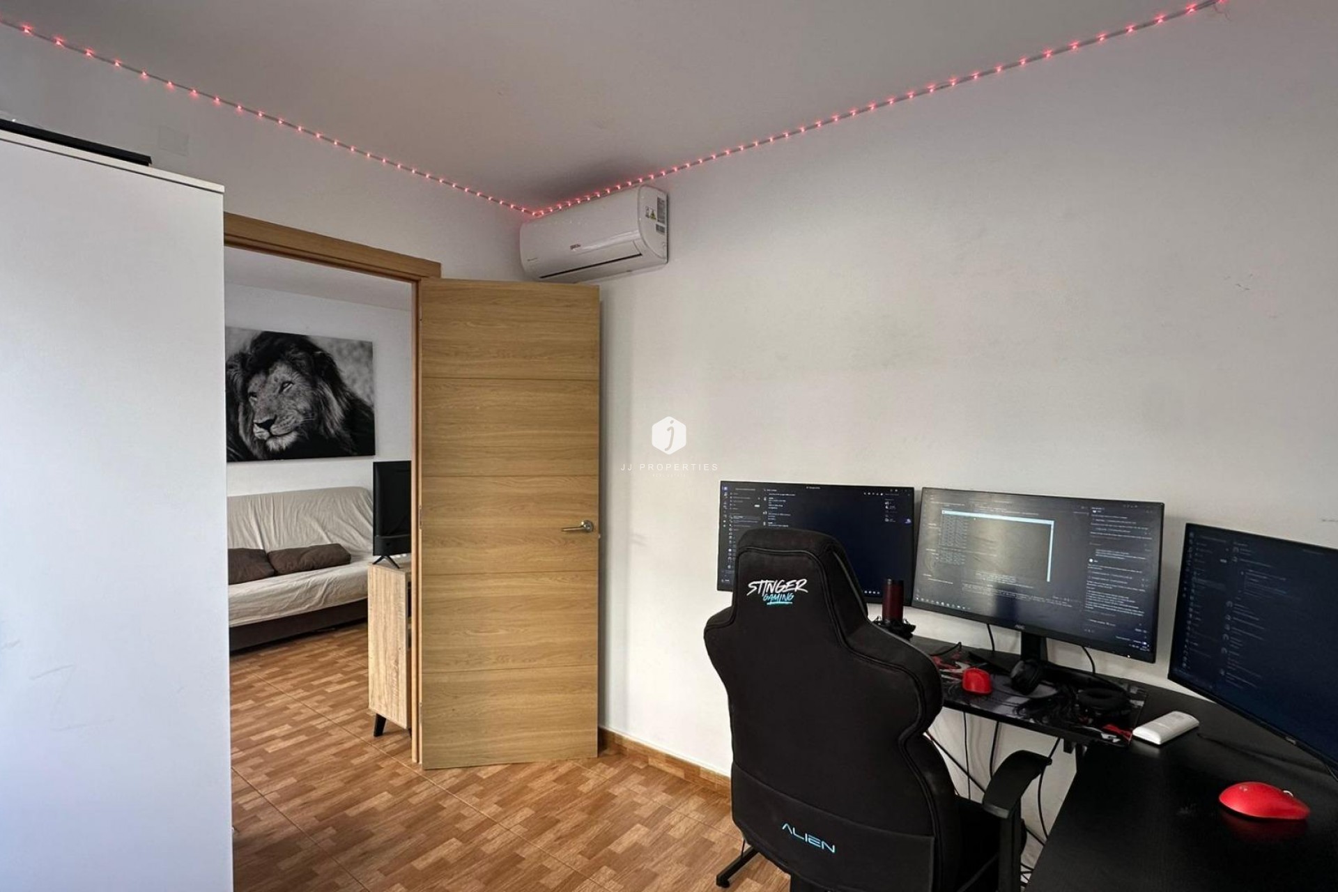 Aus zweiter Hand - Wohnung -
Torrevieja - La Mata Pueblo