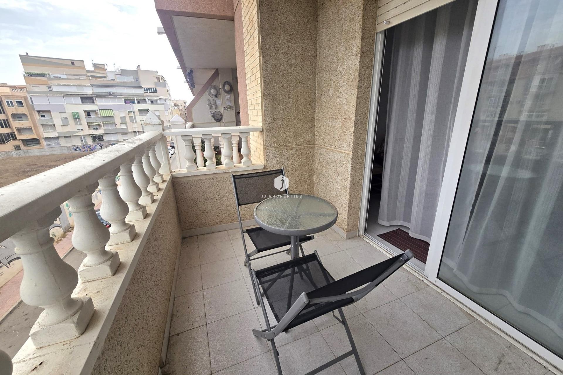 Aus zweiter Hand - Wohnung -
Torrevieja - La Mata Pueblo