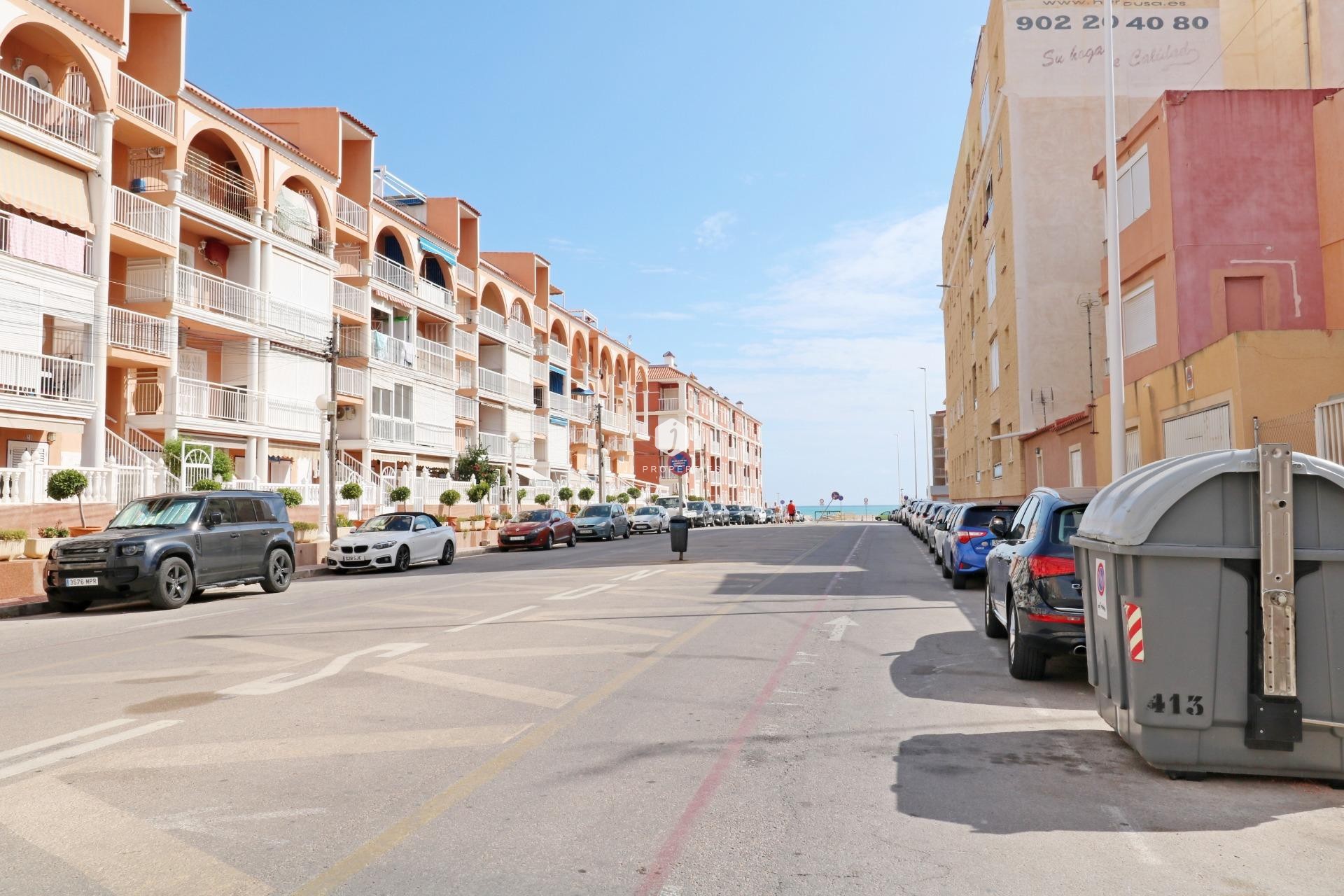 Aus zweiter Hand - Wohnung -
Torrevieja - La Mata Pueblo