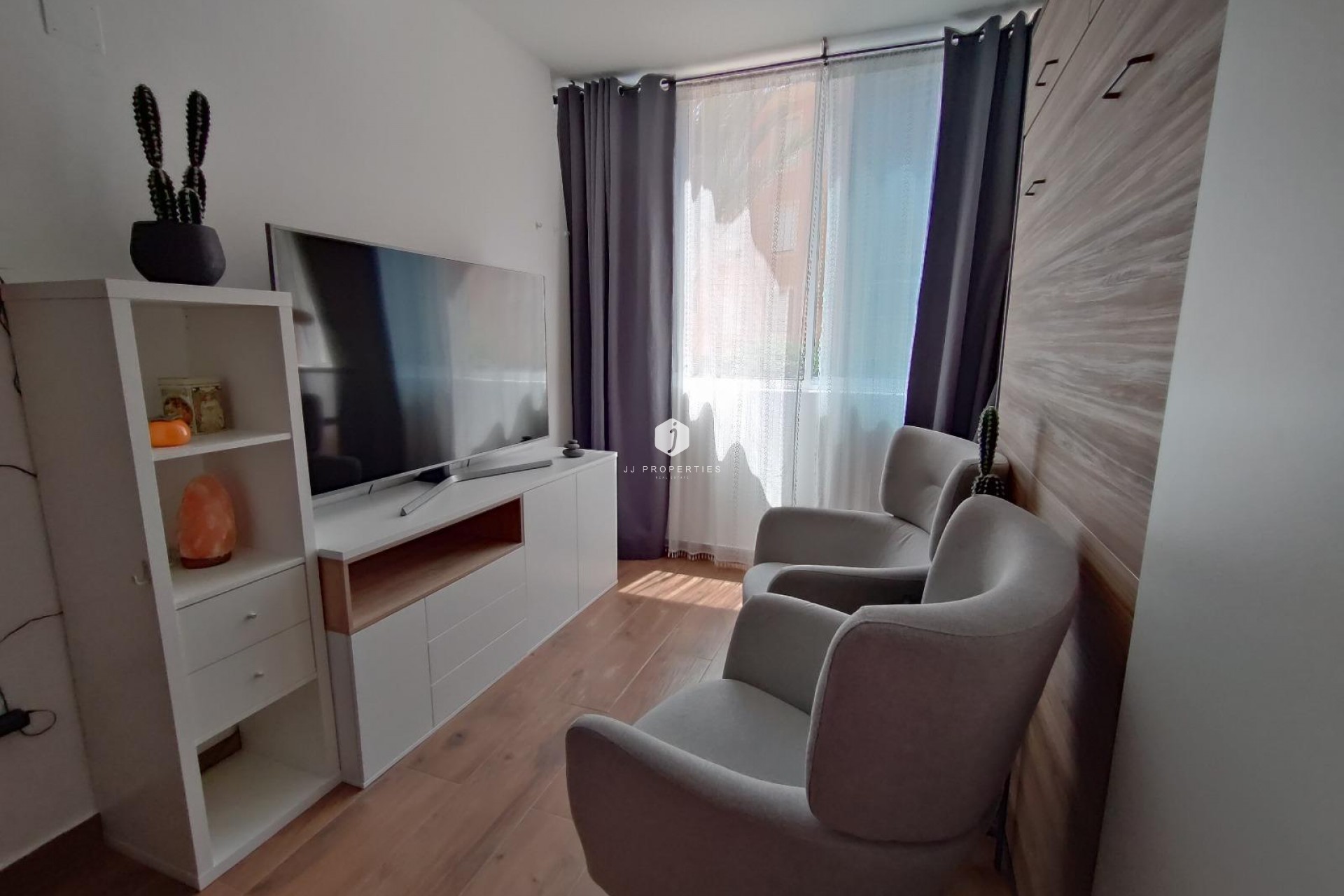 Aus zweiter Hand - Wohnung -
Torrevieja - La Mata