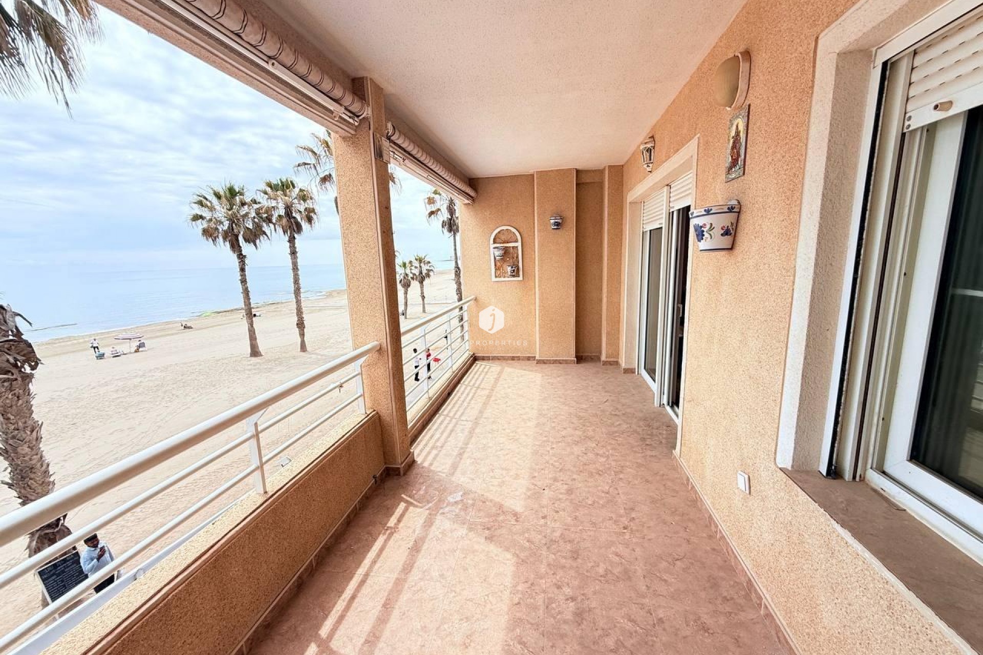 Aus zweiter Hand - Wohnung -
Torrevieja - La Mata