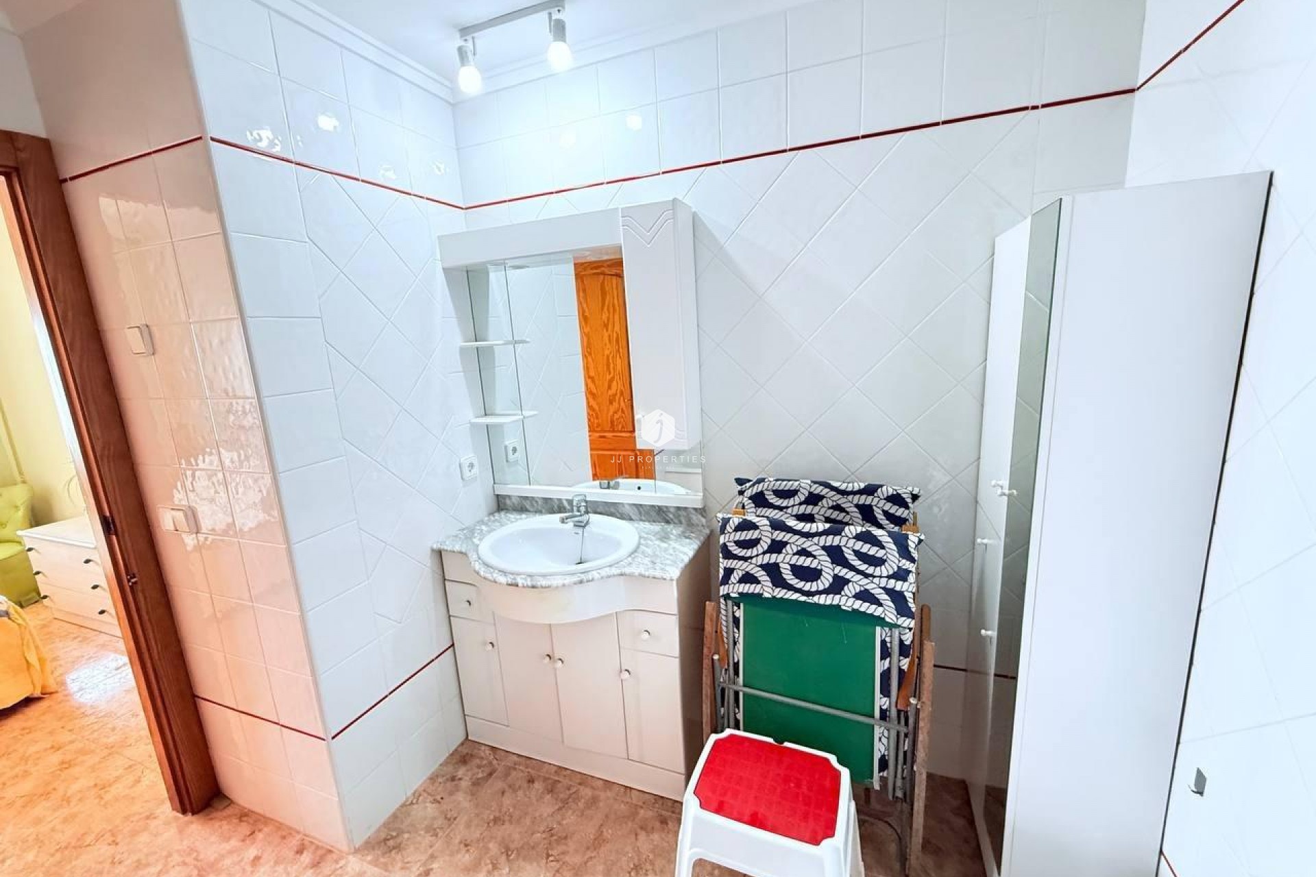 Aus zweiter Hand - Wohnung -
Torrevieja - La Mata