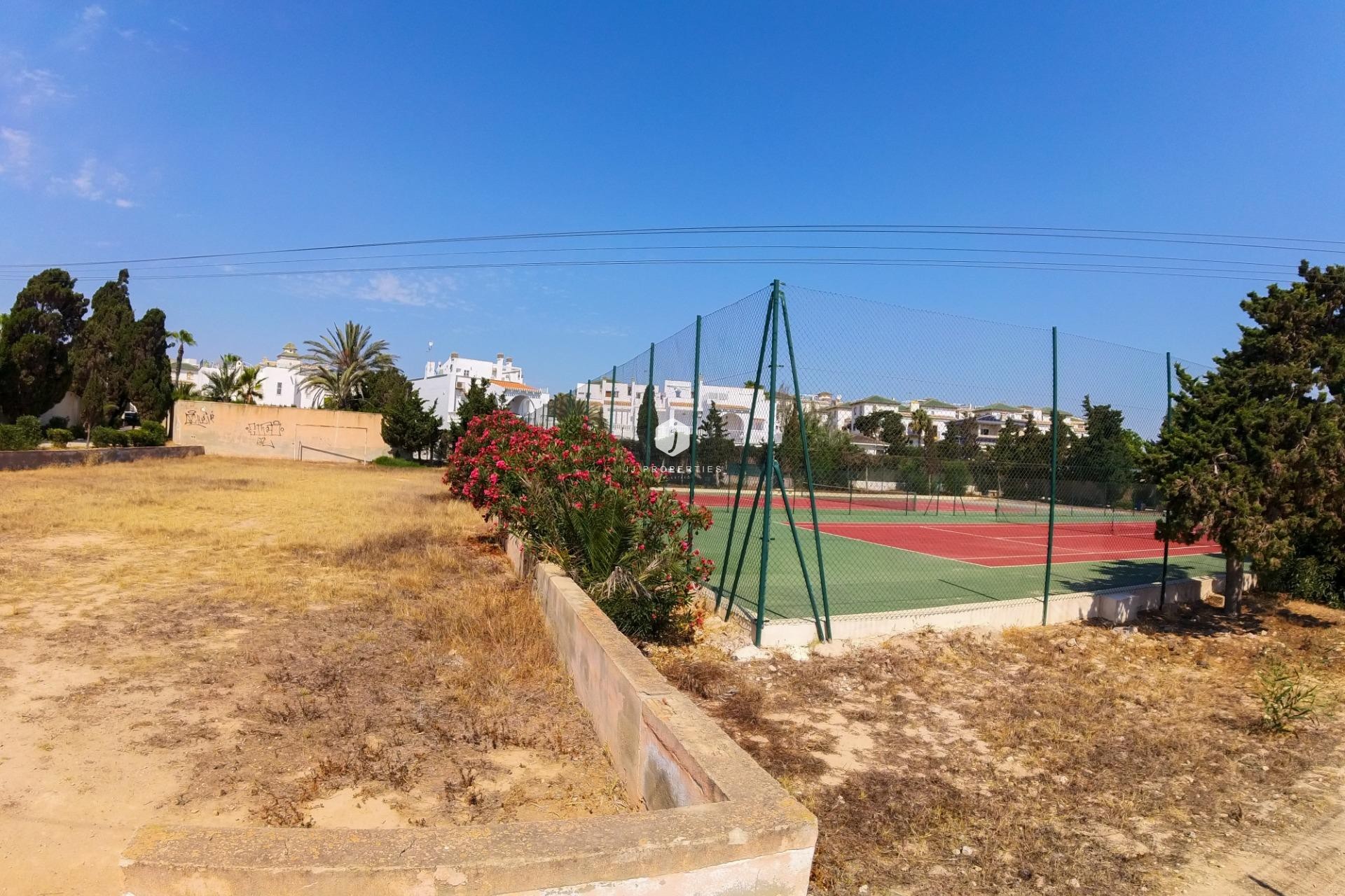 Aus zweiter Hand - Wohnung -
Torrevieja - La Mata