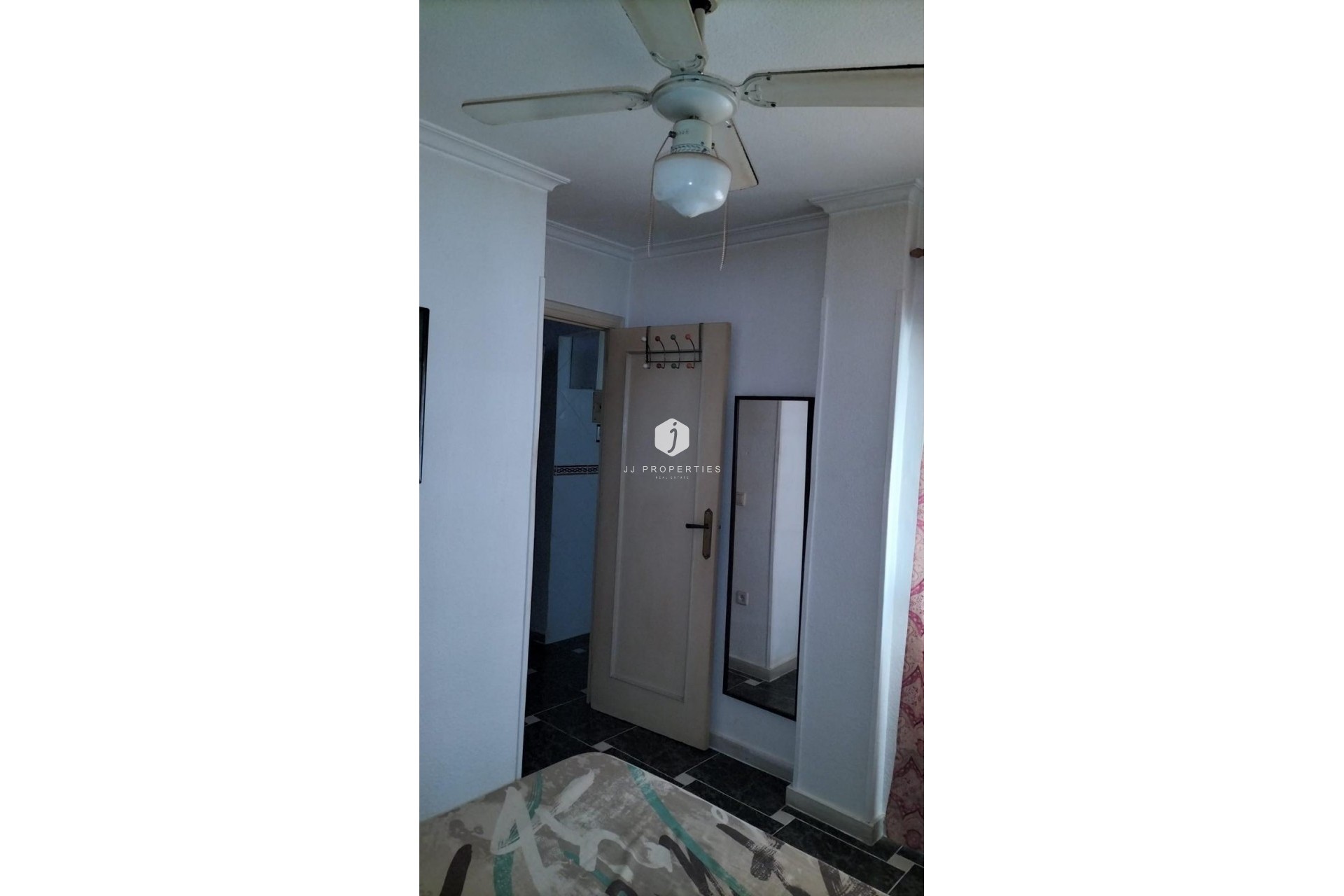 Aus zweiter Hand - Wohnung -
Torrevieja - La Mata