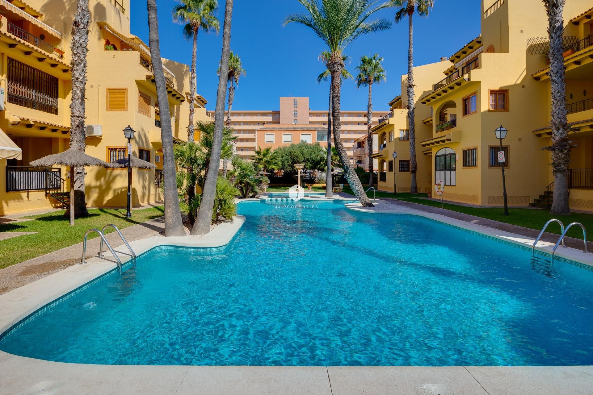 Aus zweiter Hand - Wohnung -
Torrevieja - La Mata