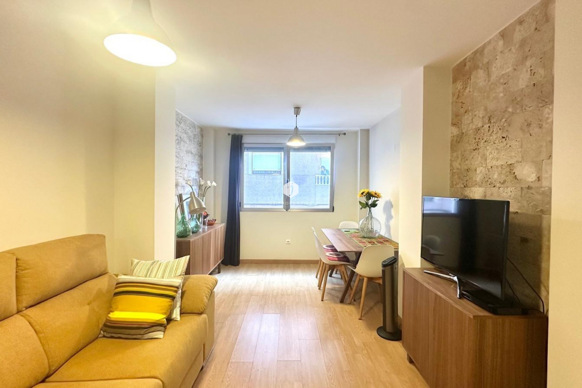 Aus zweiter Hand - Wohnung -
Torrevieja - La Mata