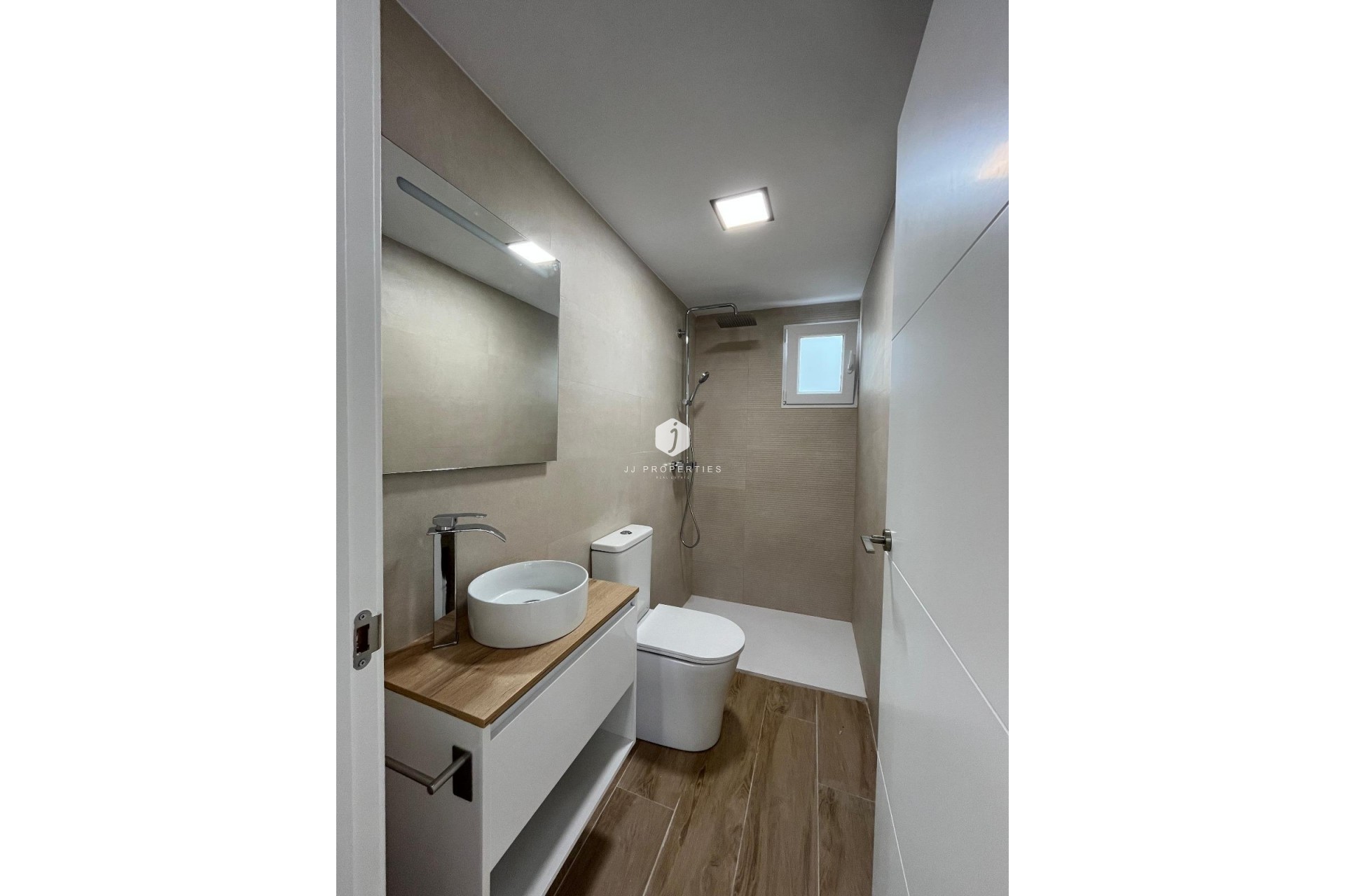 Aus zweiter Hand - Wohnung -
Torrevieja - La Mata