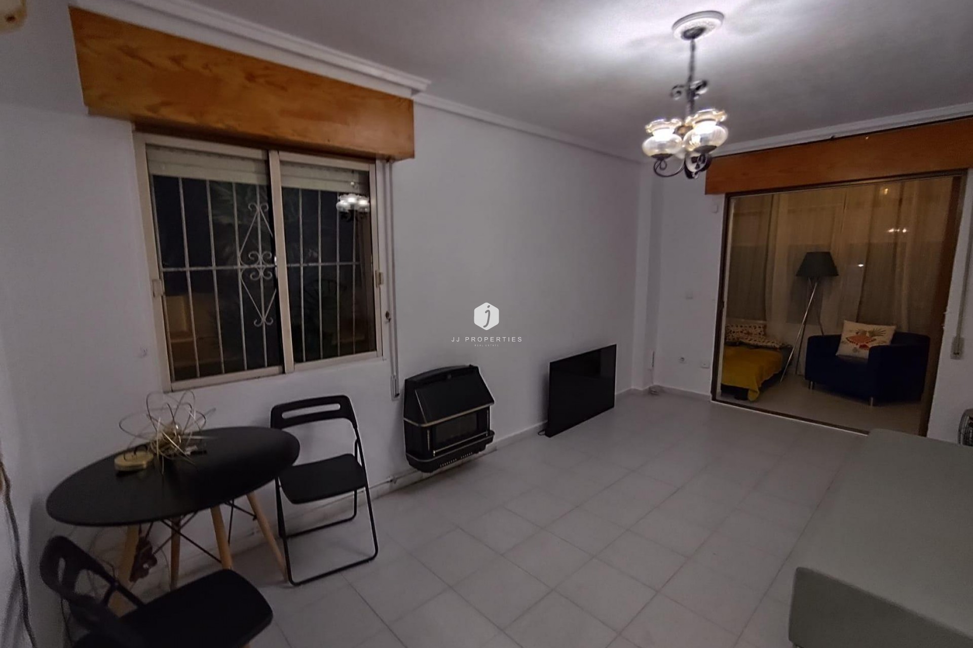 Aus zweiter Hand - Wohnung -
Torrevieja - La Siesta - El Salado - Torreta