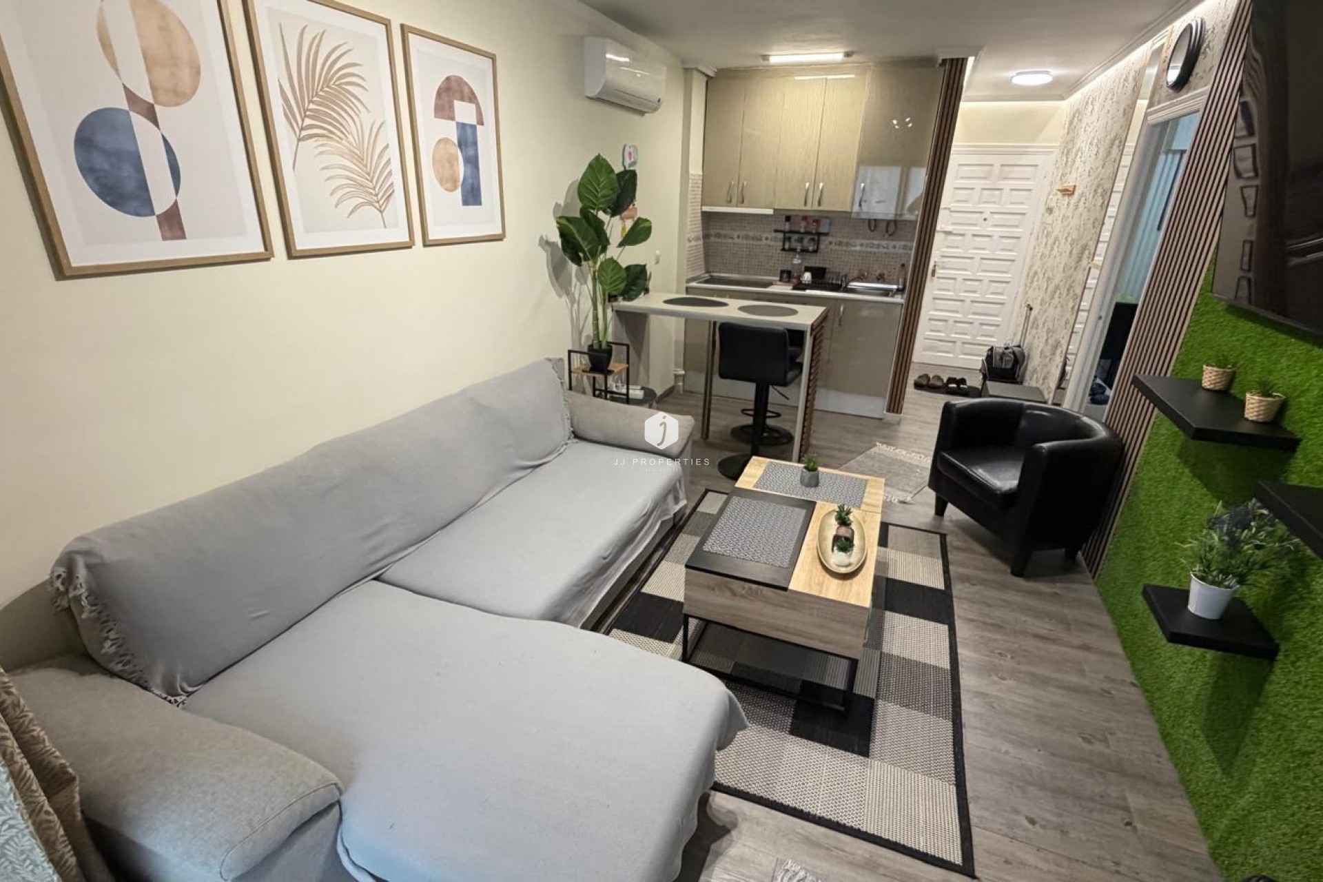 Aus zweiter Hand - Wohnung -
Torrevieja - La Siesta - El Salado - Torreta