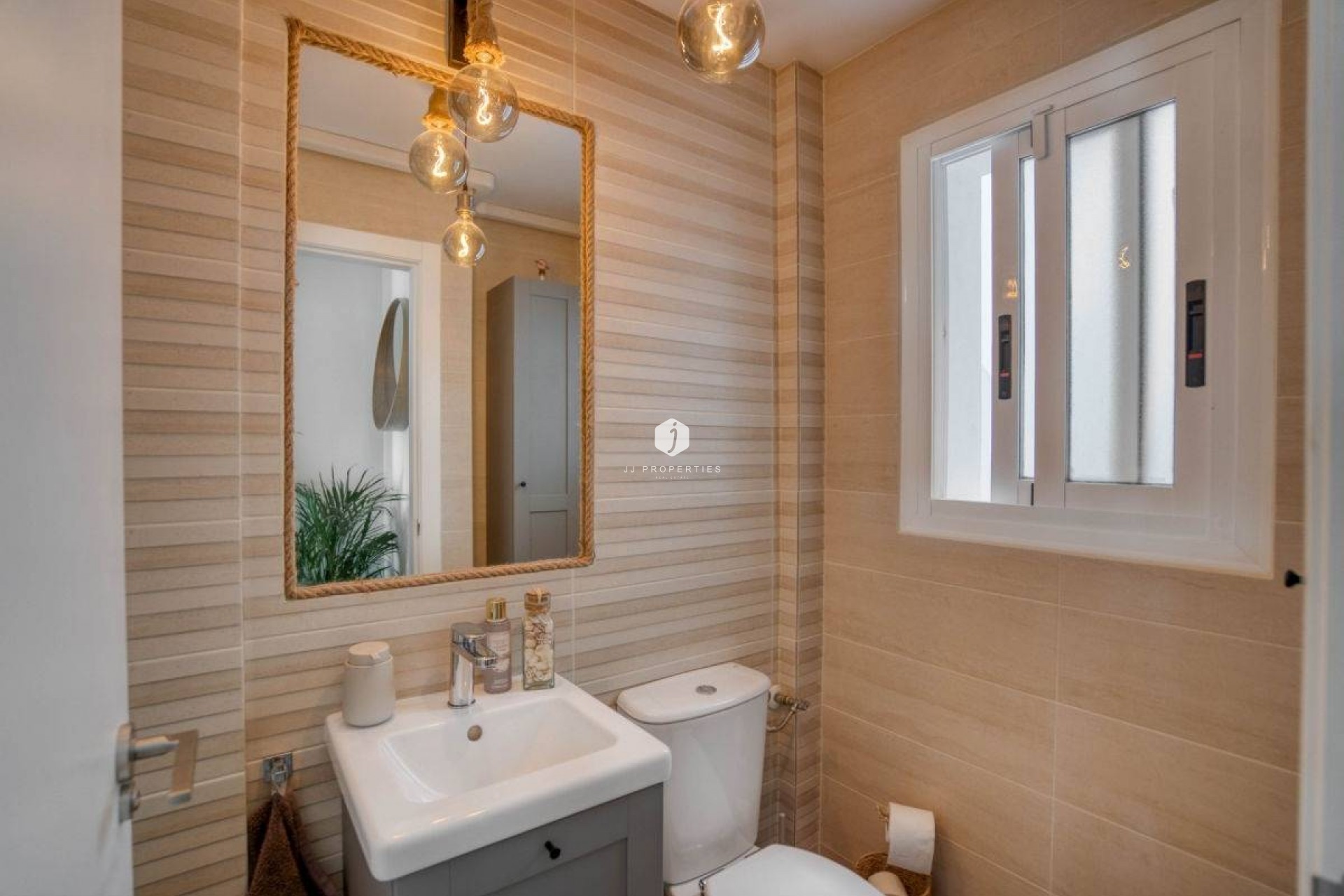 Aus zweiter Hand - Wohnung -
Torrevieja - Los Balcones - Los Altos del Edén