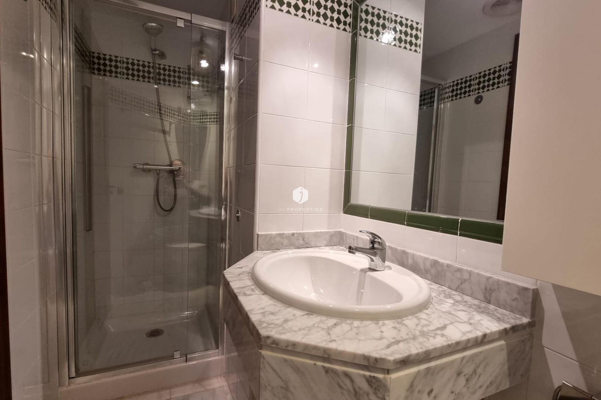 Aus zweiter Hand - Wohnung -
Torrevieja - Los Frutales