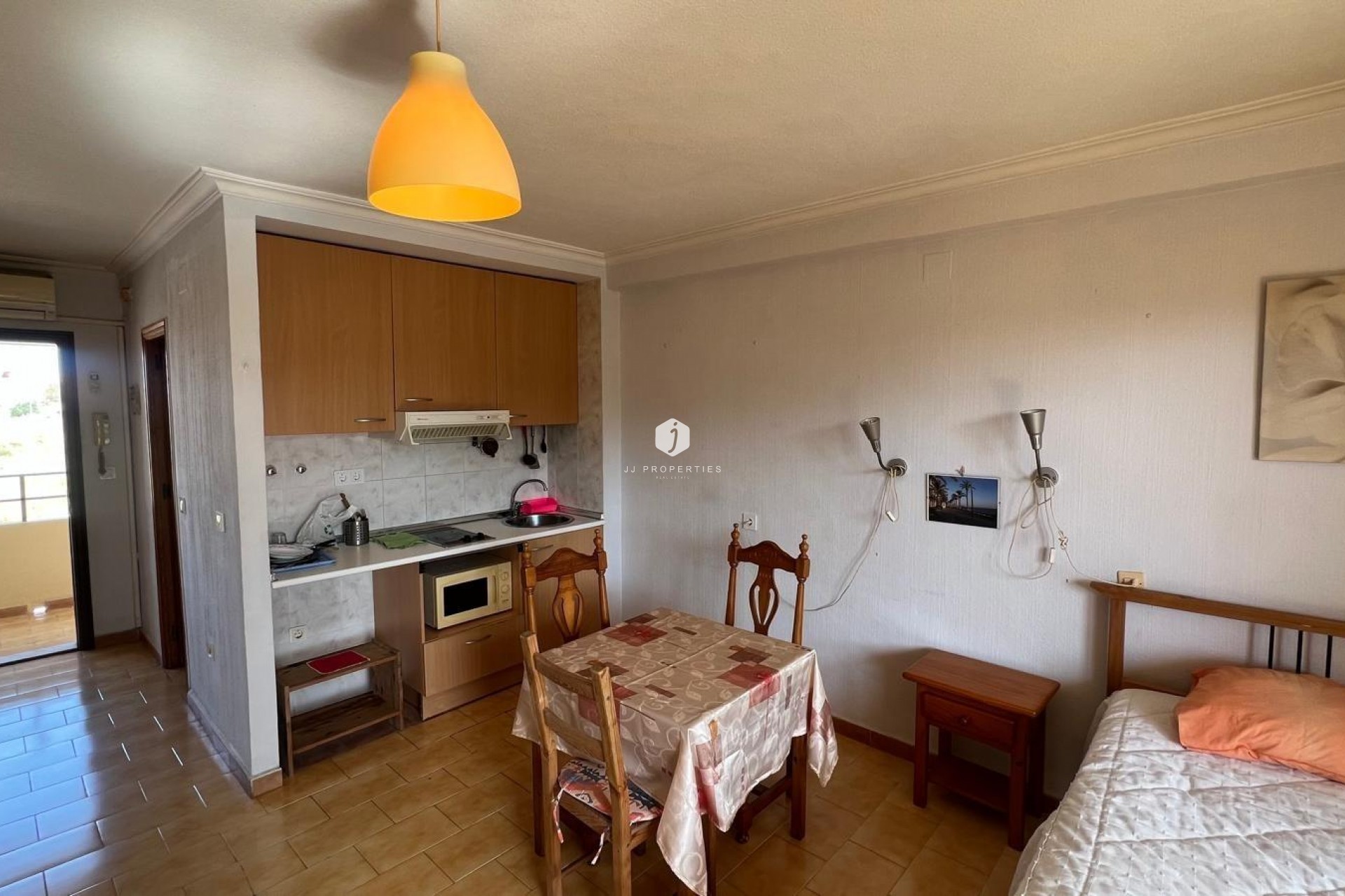 Aus zweiter Hand - Wohnung -
Torrevieja - Miramar - Torre Del Moro