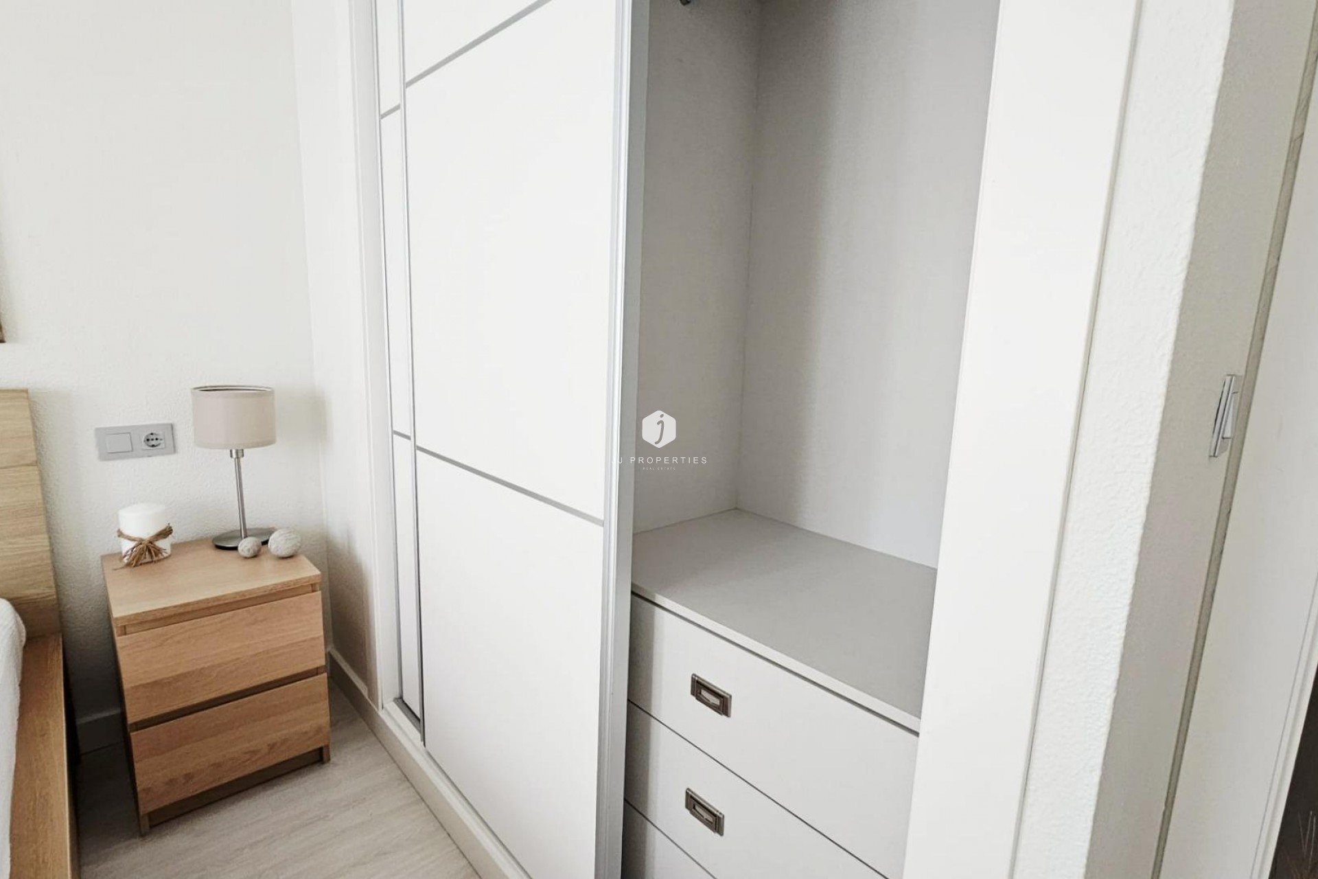 Aus zweiter Hand - Wohnung -
Torrevieja - Nueva Torrevieja