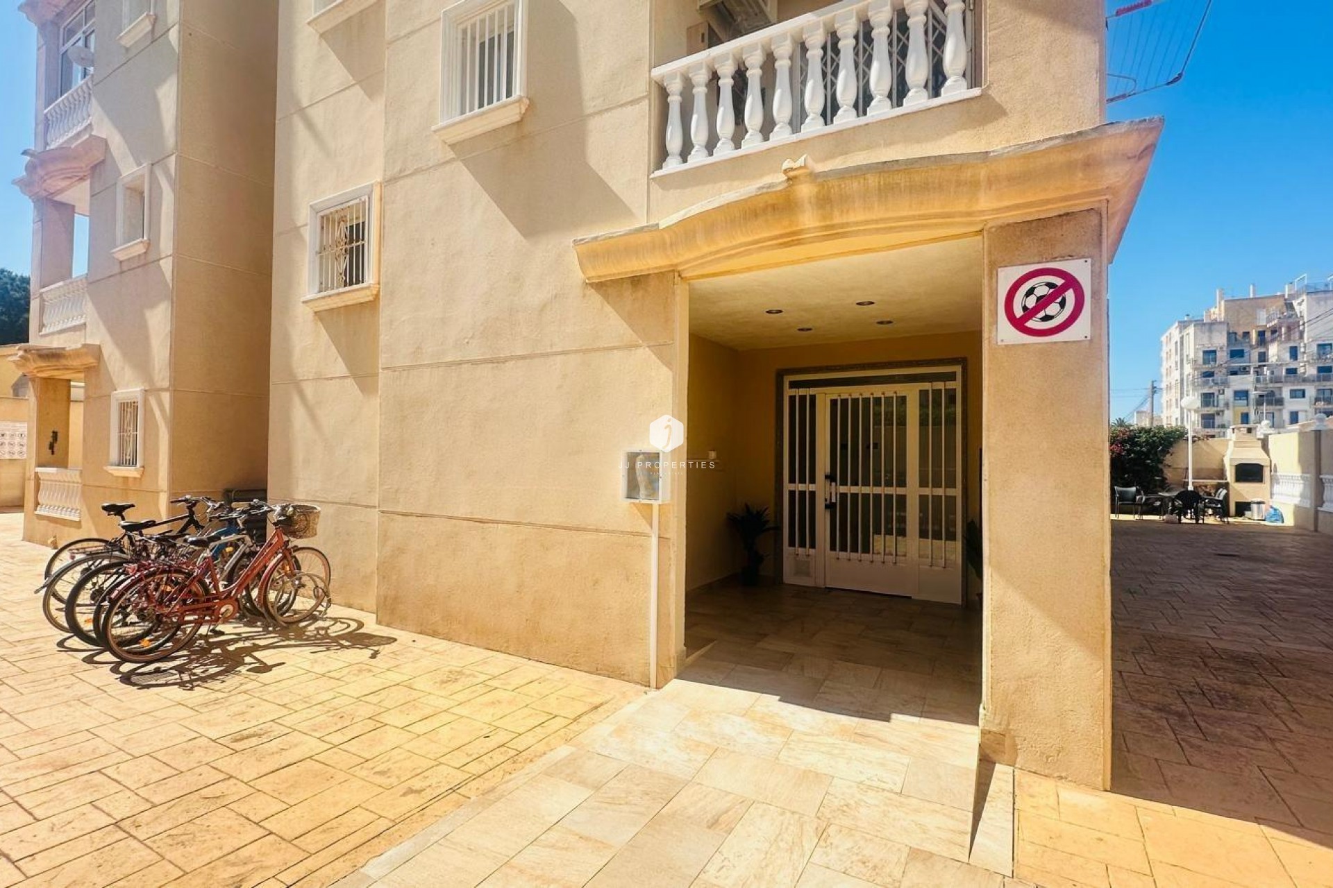 Aus zweiter Hand - Wohnung -
Torrevieja - Nueva Torrevieja