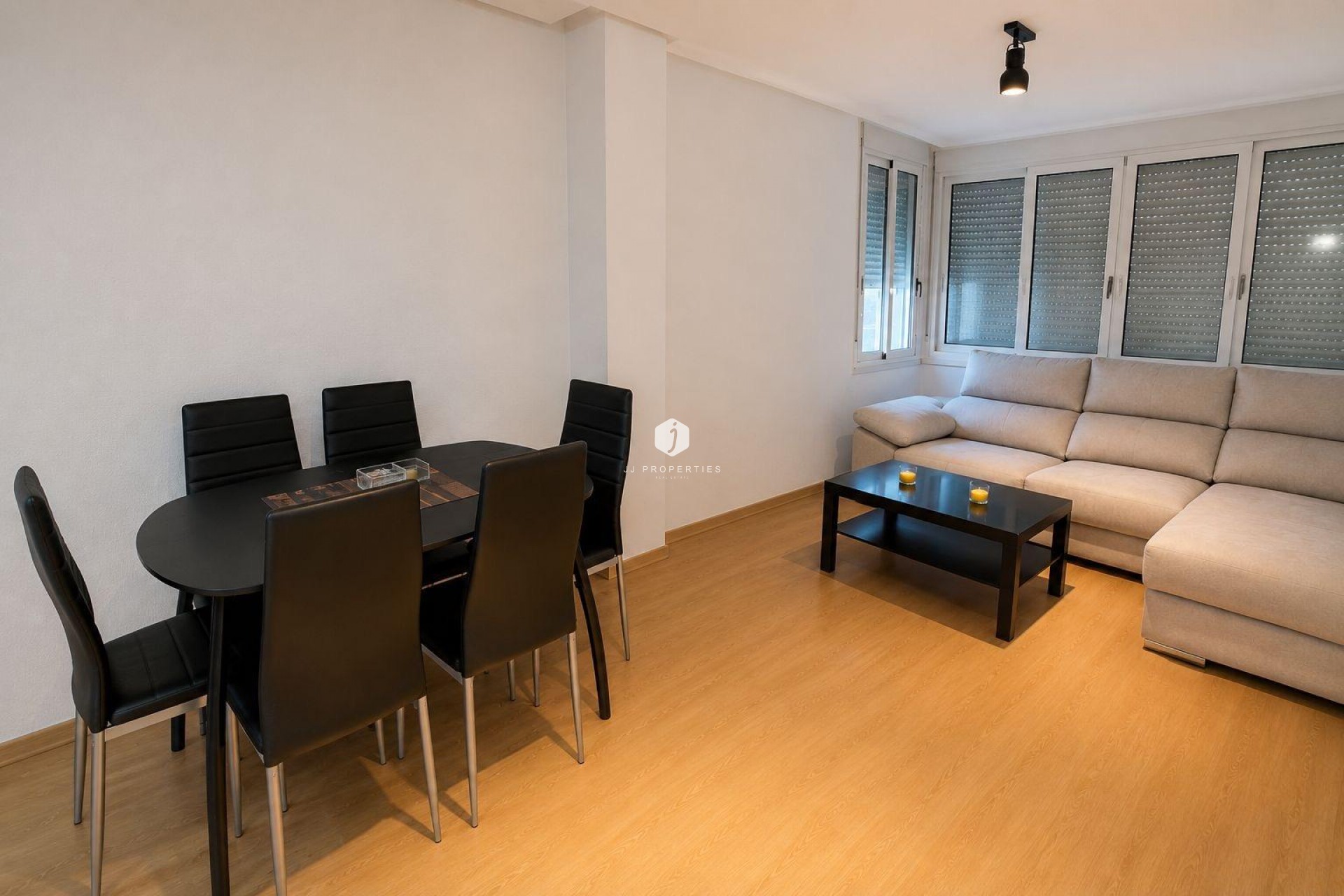 Aus zweiter Hand - Wohnung -
Torrevieja - Nueva Torrevieja