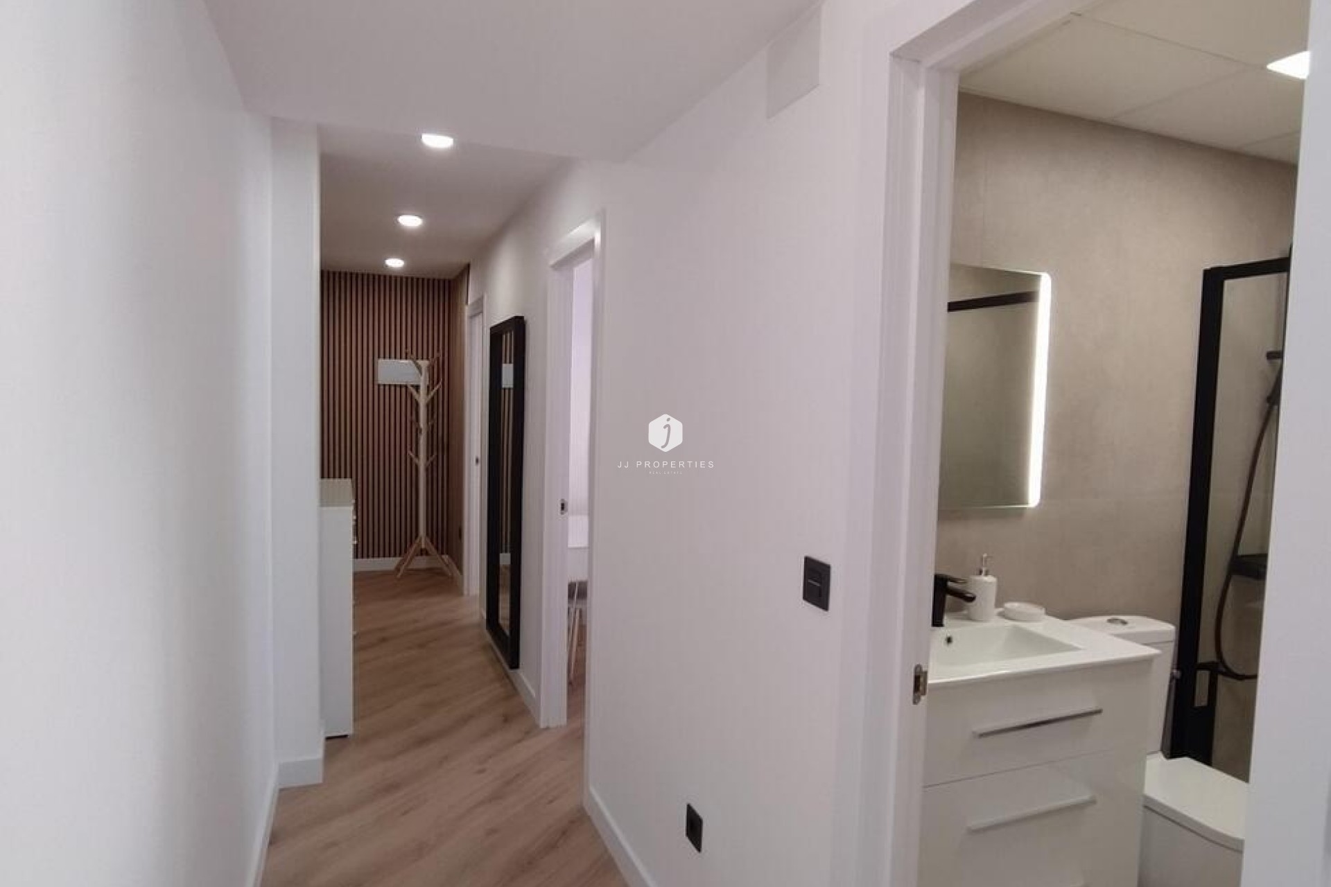 Aus zweiter Hand - Wohnung -
Torrevieja - PARQUE DE LAS NACIONES