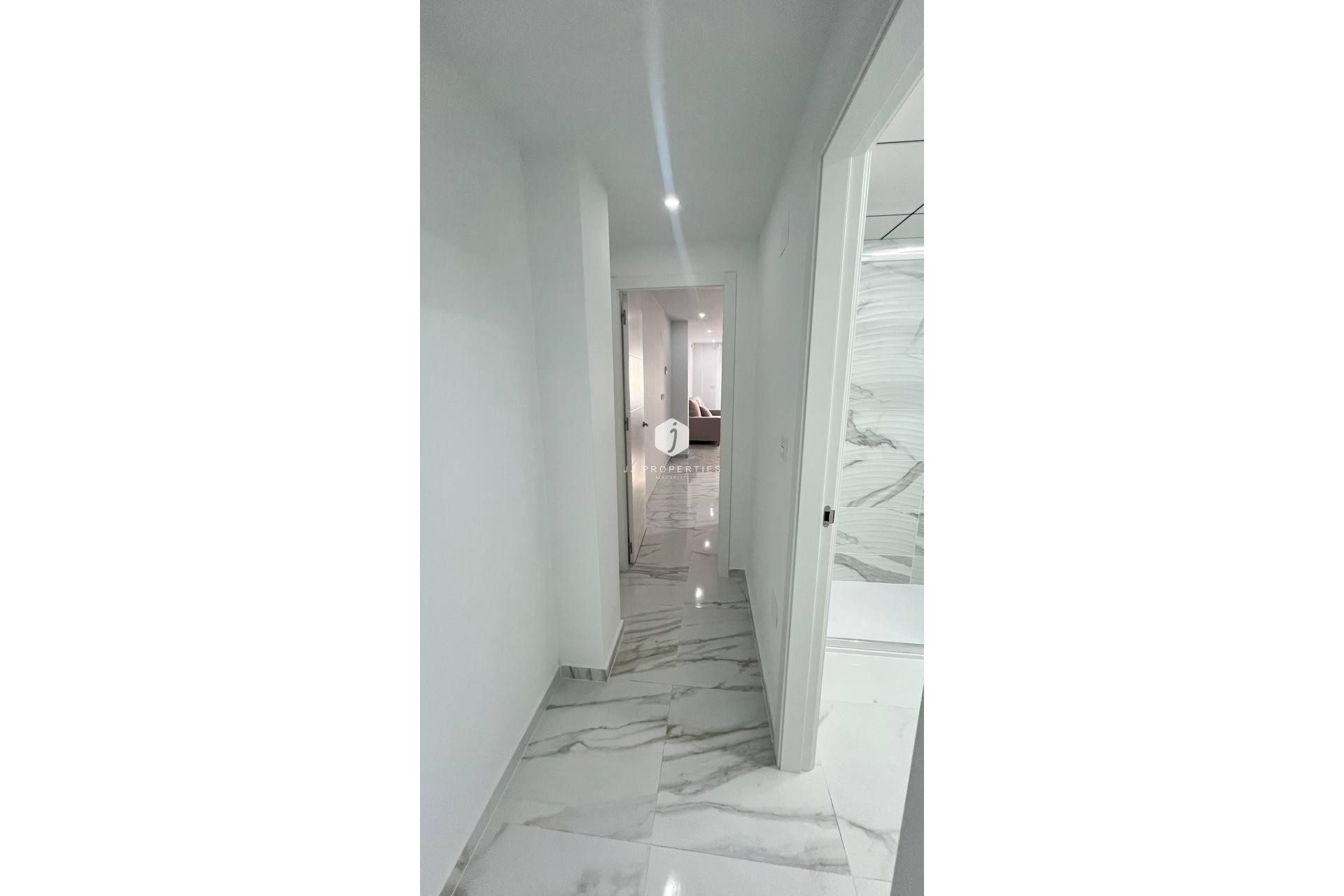 Aus zweiter Hand - Wohnung -
Torrevieja - PARQUE DE LAS NACIONES