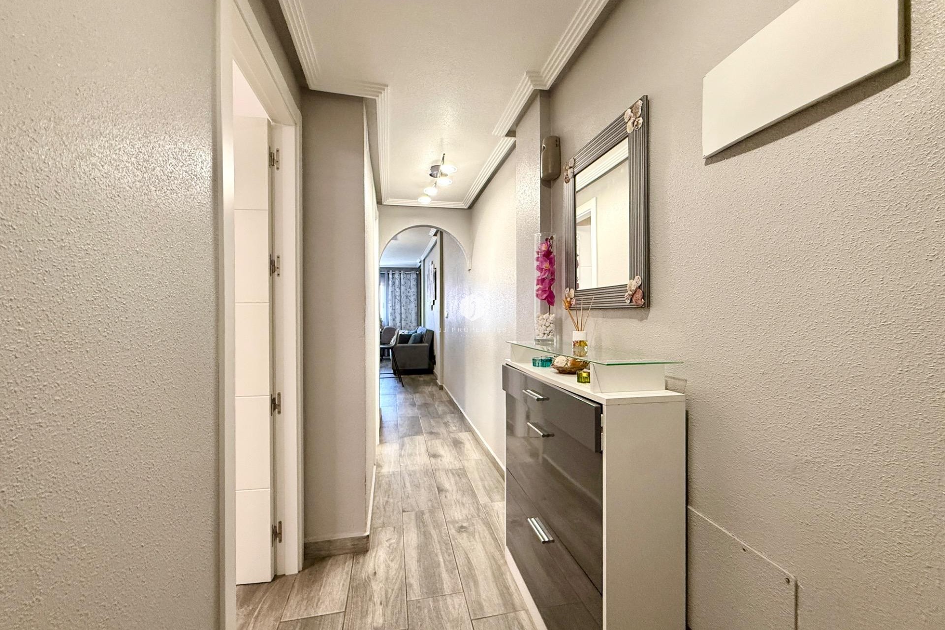 Aus zweiter Hand - Wohnung -
Torrevieja - PARQUE DE LAS NACIONES