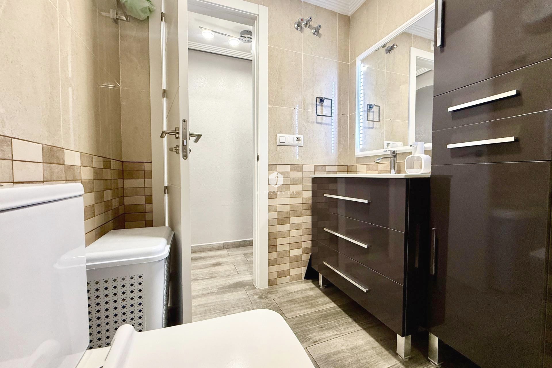 Aus zweiter Hand - Wohnung -
Torrevieja - PARQUE DE LAS NACIONES