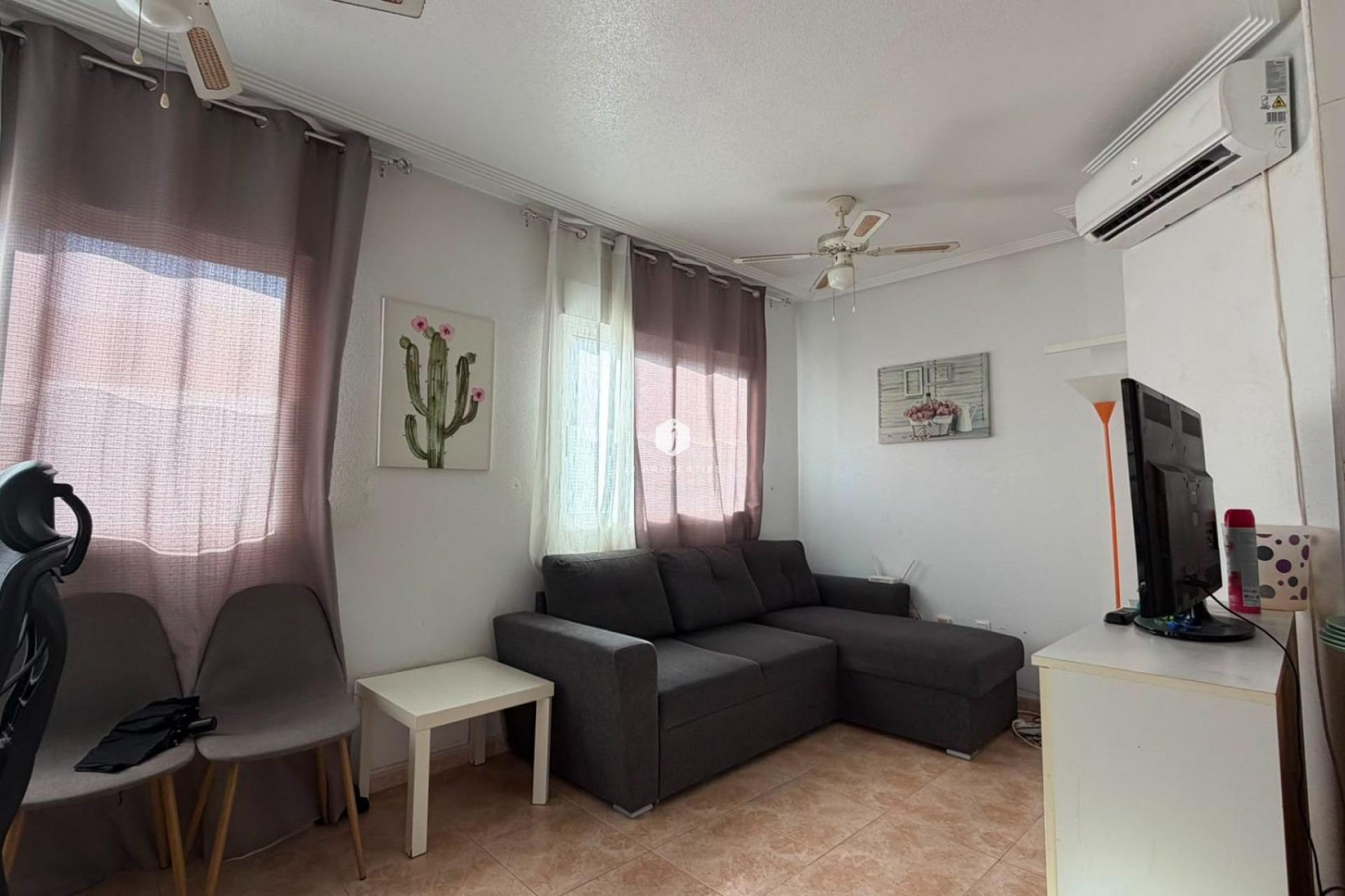 Aus zweiter Hand - Wohnung -
Torrevieja - PARQUE DE LAS NACIONES