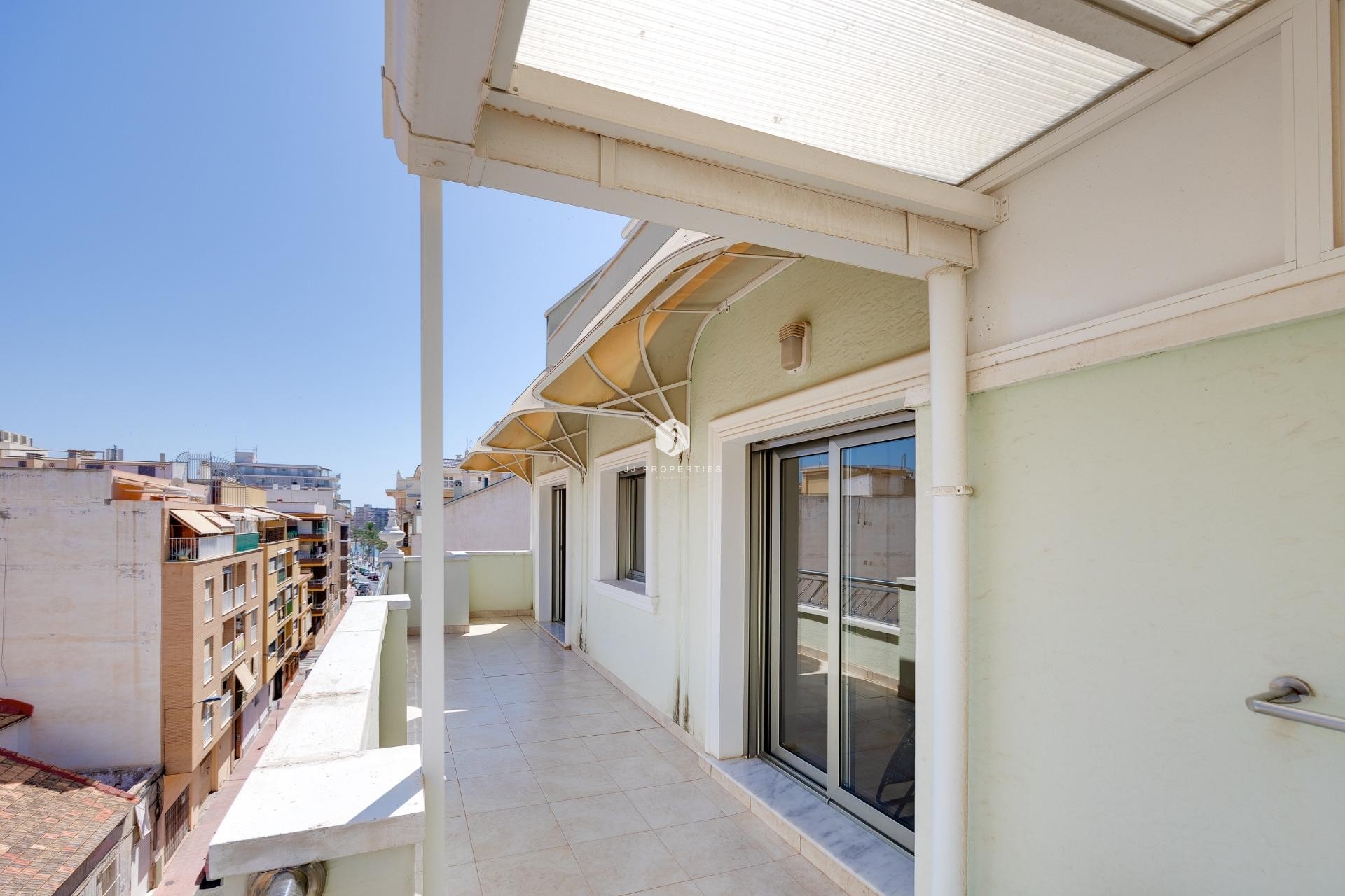 Aus zweiter Hand - Wohnung -
Torrevieja - Paseo maritimo