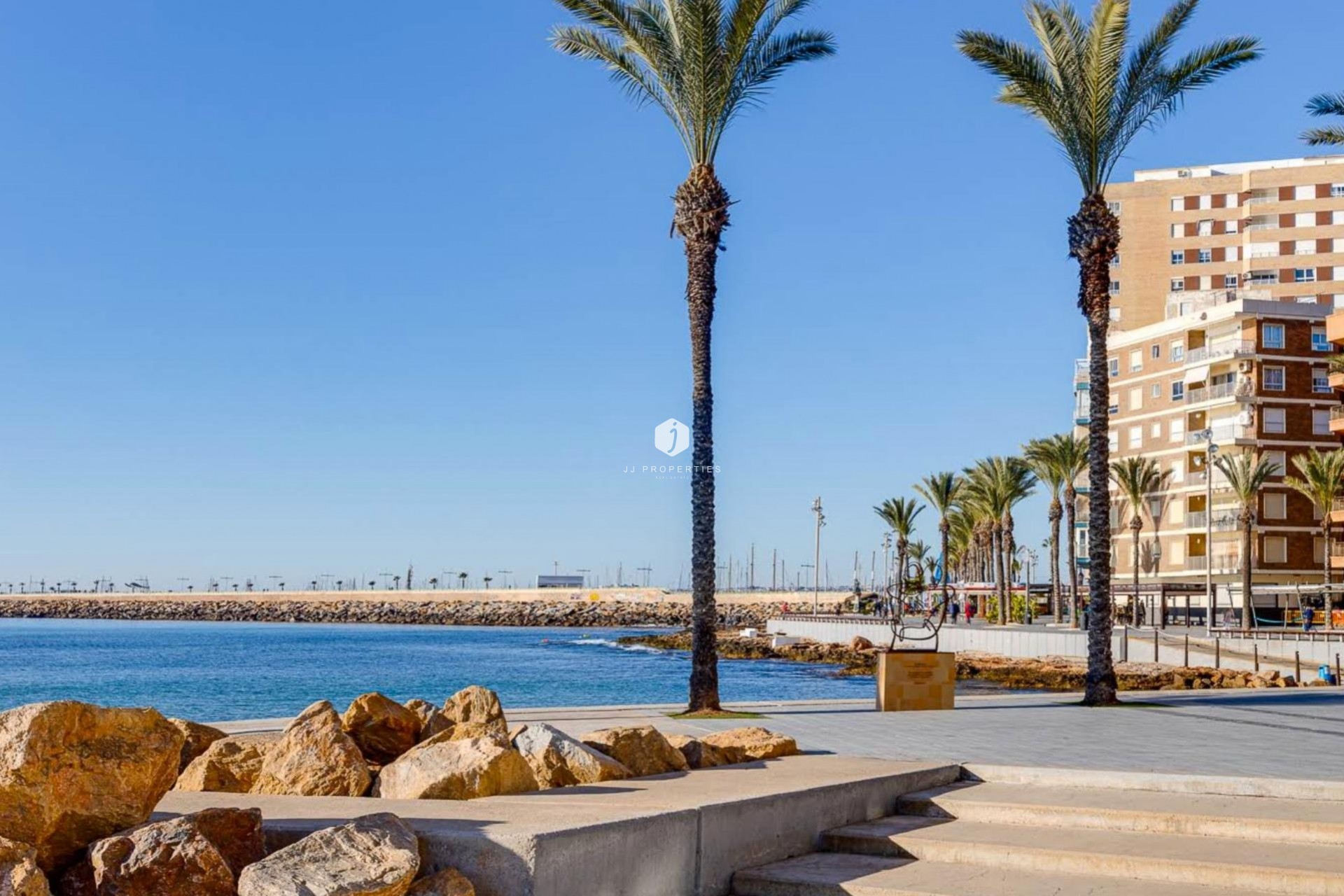 Aus zweiter Hand - Wohnung -
Torrevieja - Paseo maritimo