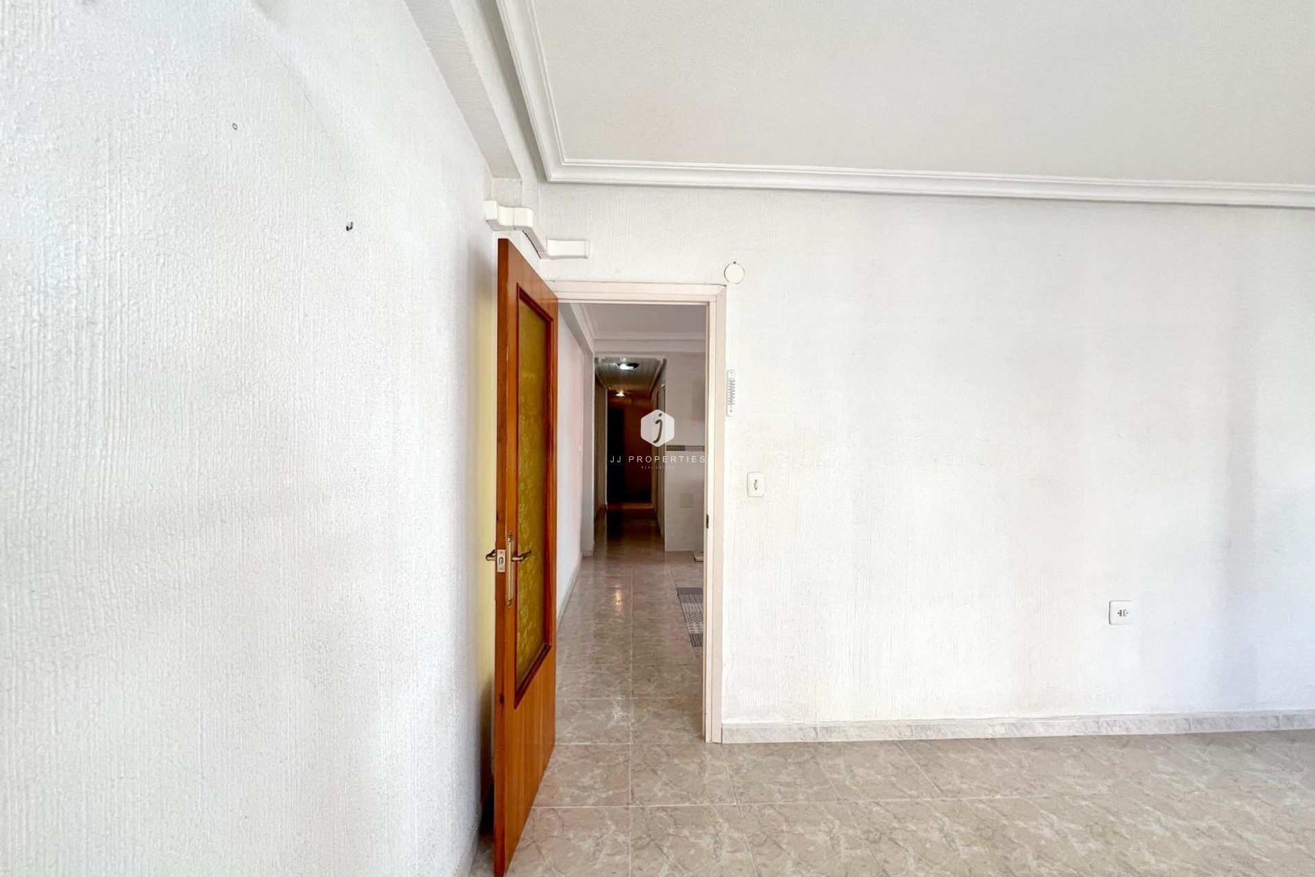 Aus zweiter Hand - Wohnung -
Torrevieja - Paseo maritimo