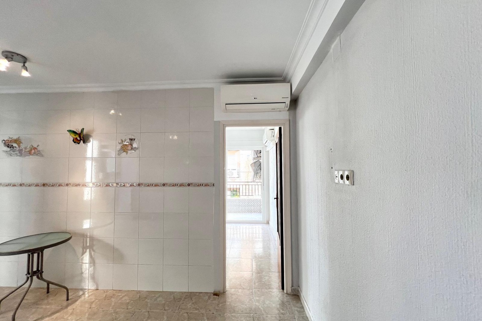 Aus zweiter Hand - Wohnung -
Torrevieja - Paseo maritimo