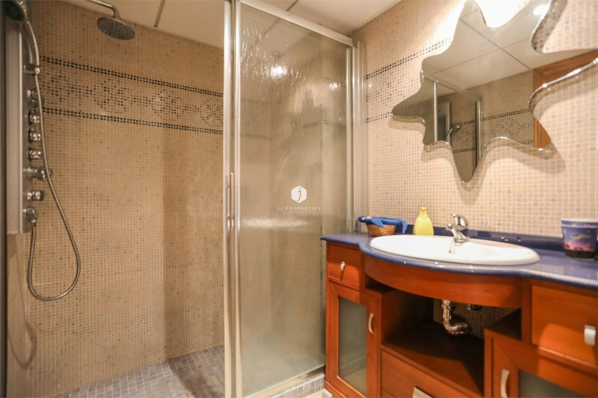 Aus zweiter Hand - Wohnung -
Torrevieja - Playa de los locos