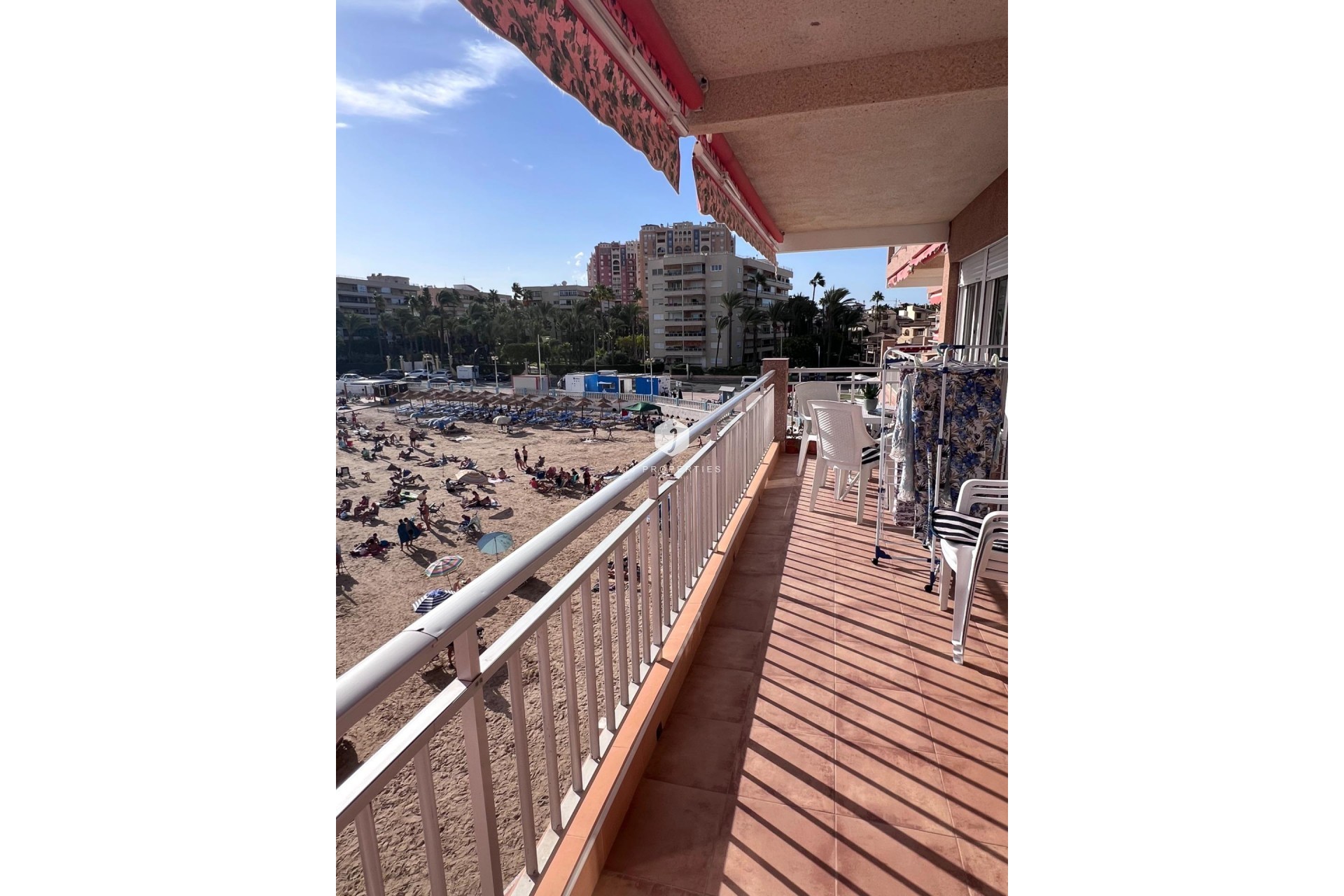 Aus zweiter Hand - Wohnung -
Torrevieja - Playa de los Locos